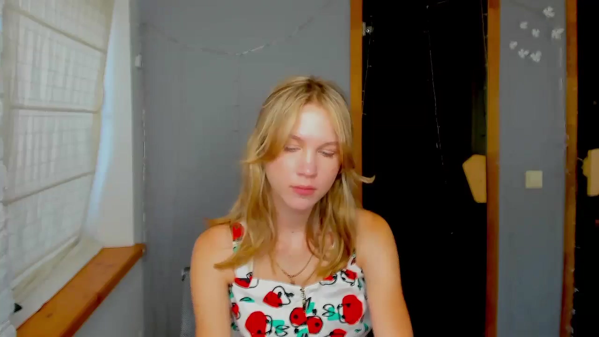 Gallery image thumbnail from Kate_Lewiss's myfreecams stream on, 09/05/2024, 08:52 image 5 of 20