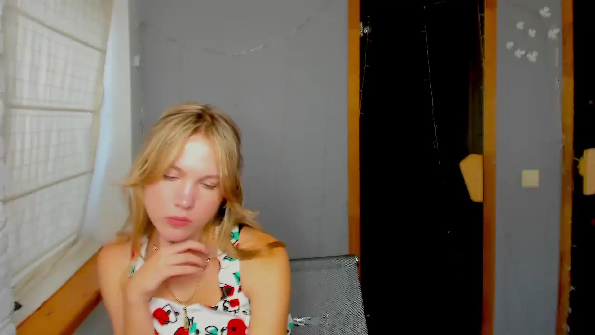 Gallery image thumbnail from Kate_Lewiss's myfreecams stream on, 09/05/2024, 08:52 image 1 of 20