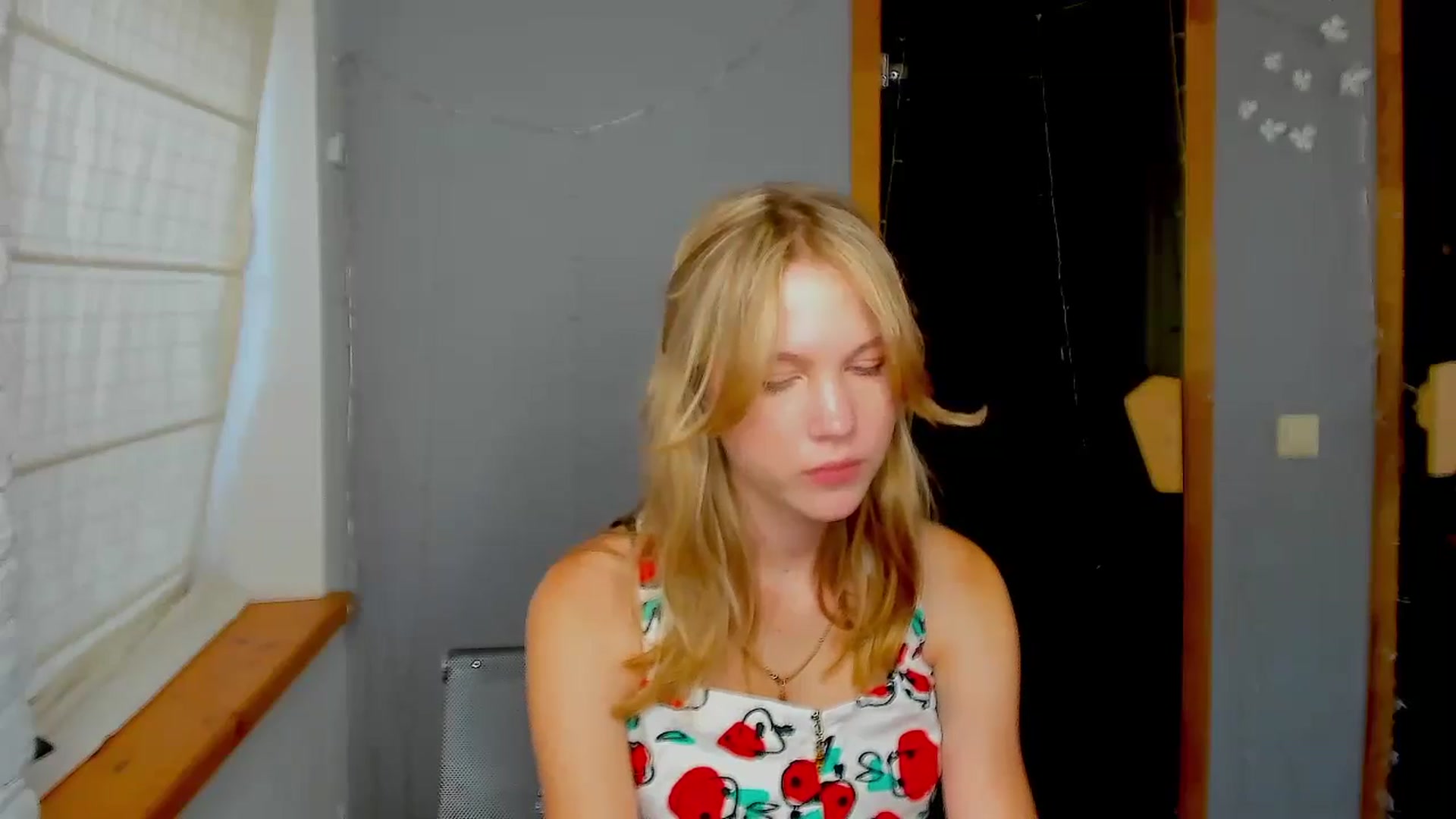 Gallery image thumbnail from Kate_Lewiss's myfreecams stream on, 09/05/2024, 08:52 image 6 of 20