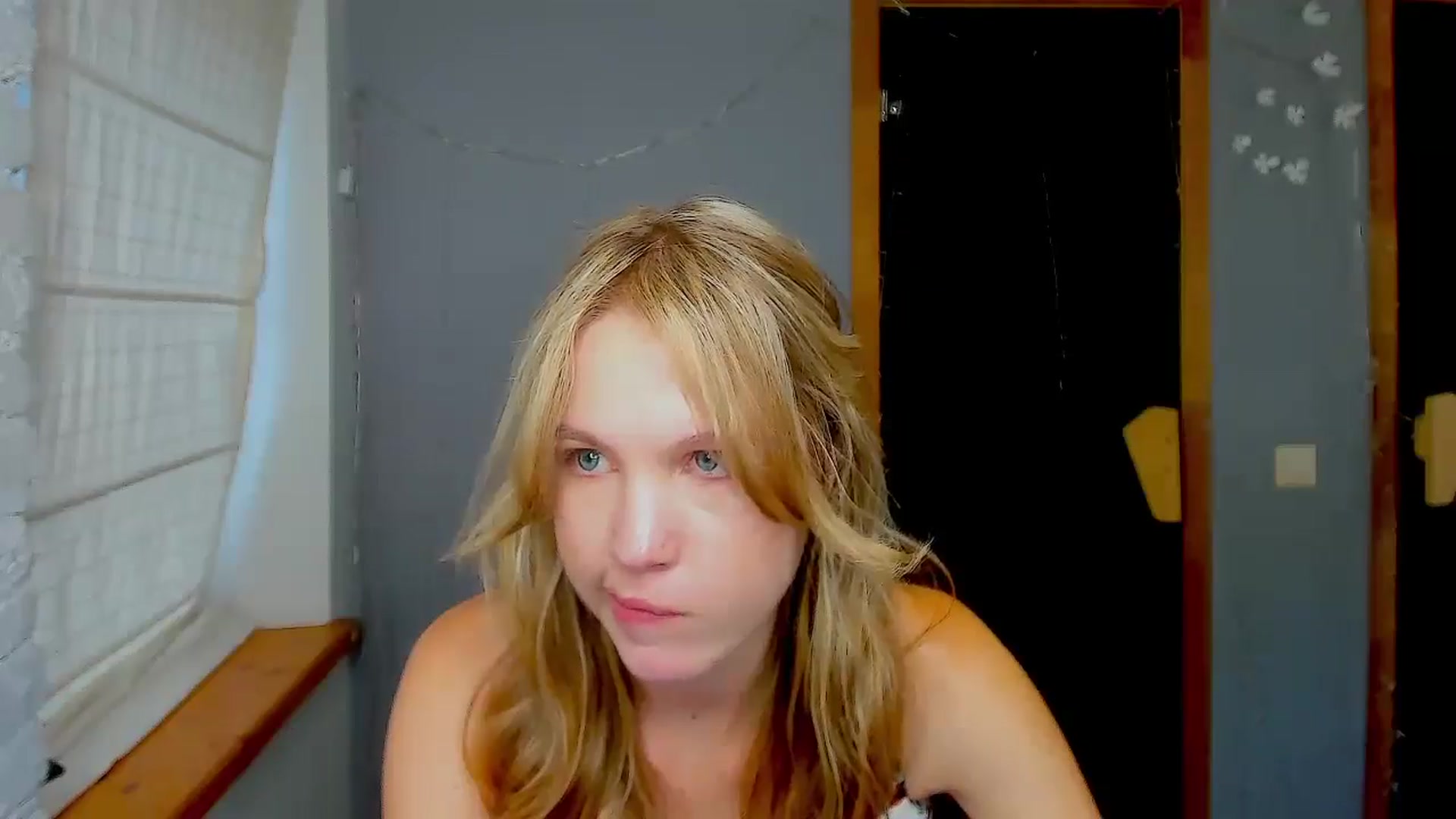 Gallery image thumbnail from Kate_Lewiss's myfreecams stream on, 09/05/2024, 10:07 image 9 of 20