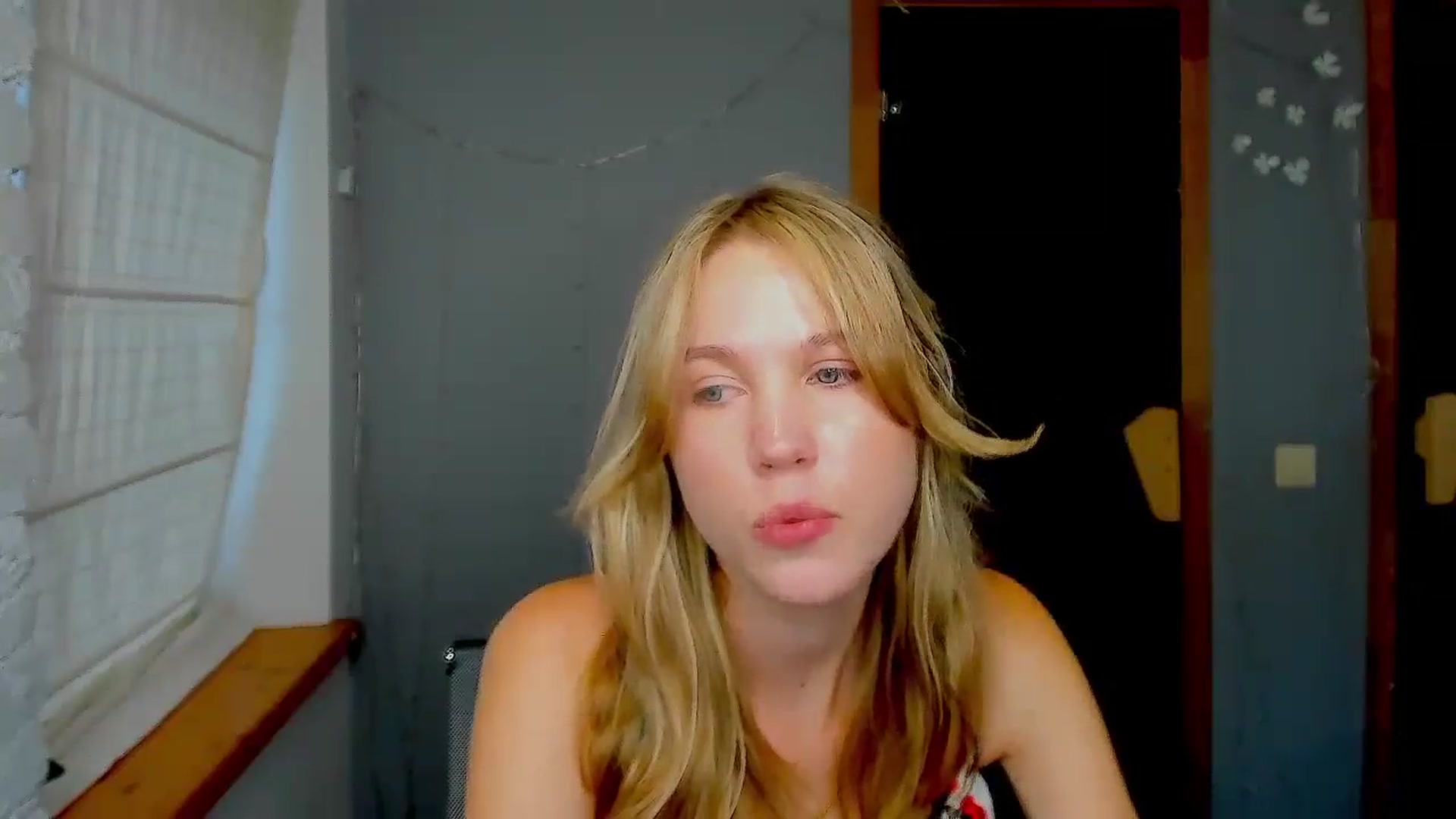 Gallery image thumbnail from Kate_Lewiss's myfreecams stream on, 09/05/2024, 10:07 image 6 of 20