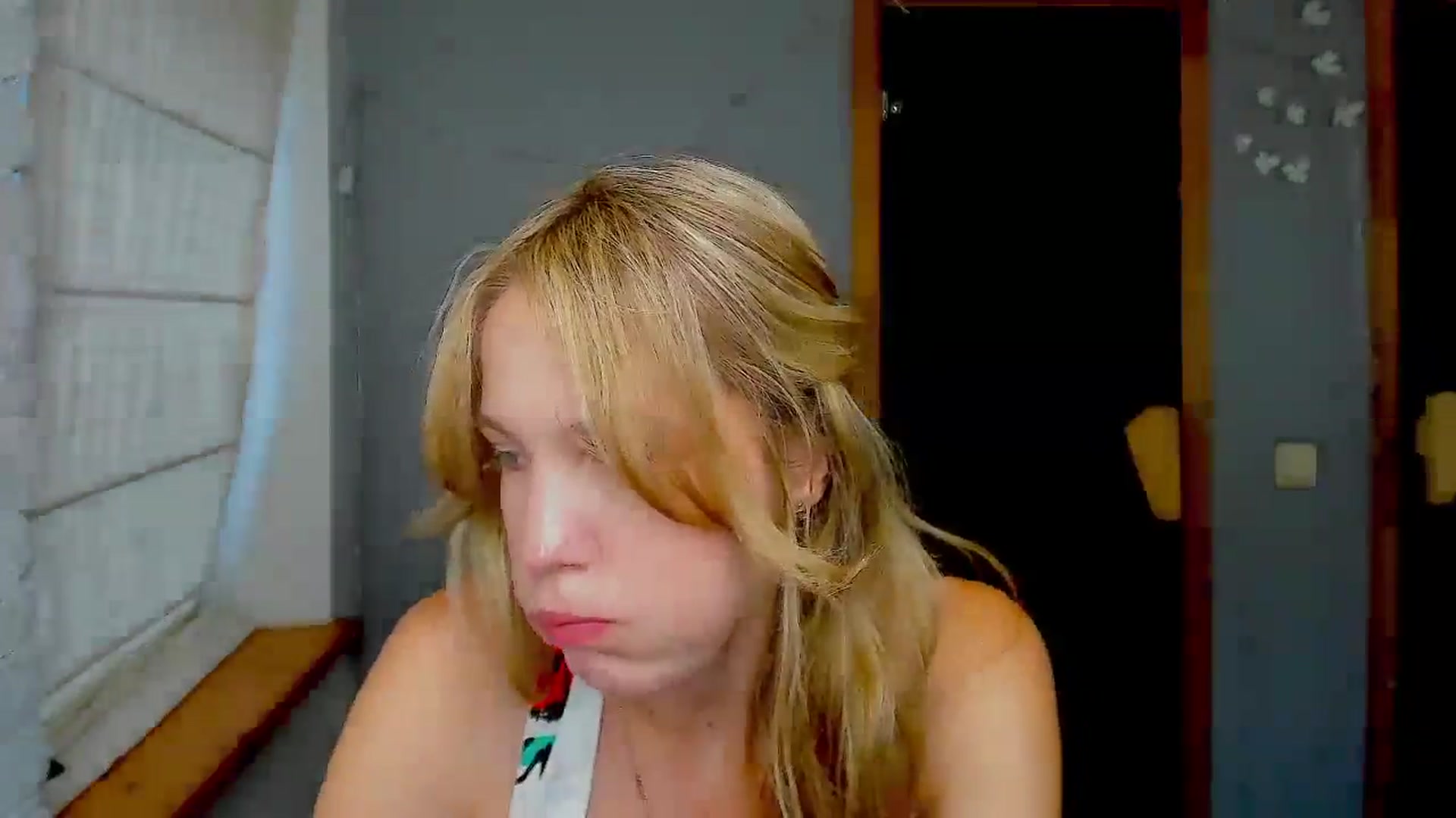 Gallery image thumbnail from Kate_Lewiss's myfreecams stream on, 09/05/2024, 10:07 image 14 of 20
