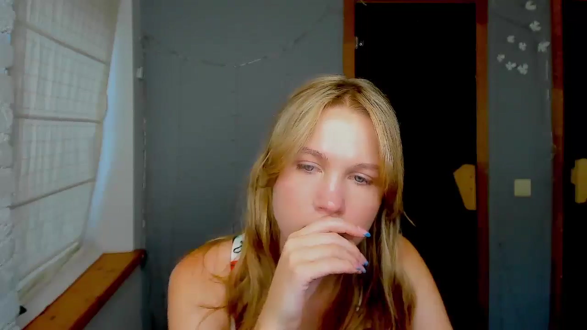 Gallery image thumbnail from Kate_Lewiss's myfreecams stream on, 09/05/2024, 10:07 image 15 of 20