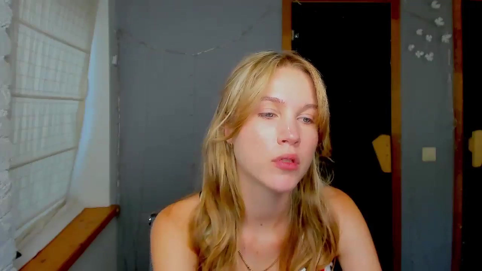 Gallery image thumbnail from Kate_Lewiss's myfreecams stream on, 09/05/2024, 10:07 image 16 of 20