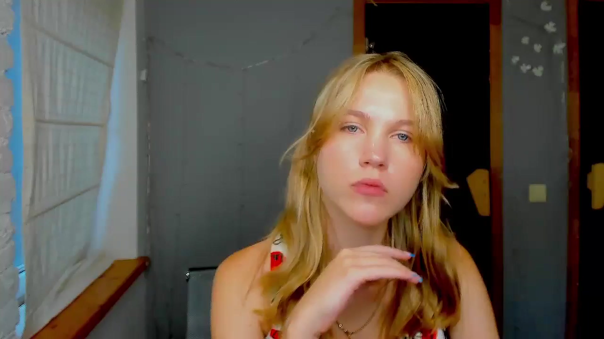 Gallery image thumbnail from Kate_Lewiss's myfreecams stream on, 09/05/2024, 11:04 image 12 of 20
