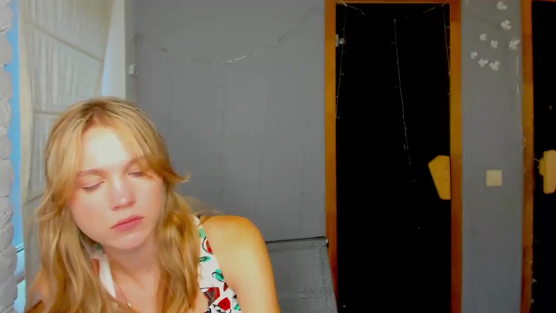 Gallery image thumbnail from Kate_Lewiss's myfreecams stream on, 09/05/2024, 11:04 image 8 of 20