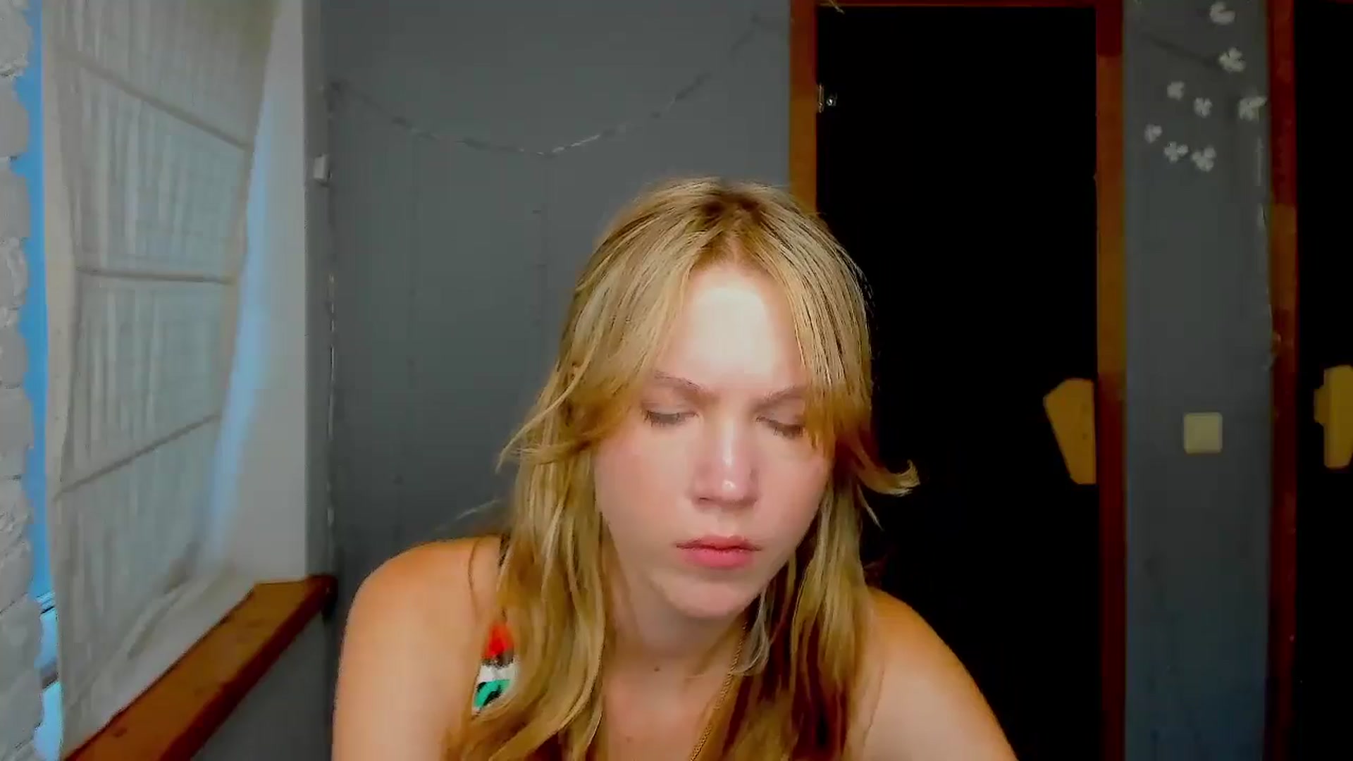 Gallery image thumbnail from Kate_Lewiss's myfreecams stream on, 09/05/2024, 11:04 image 9 of 20