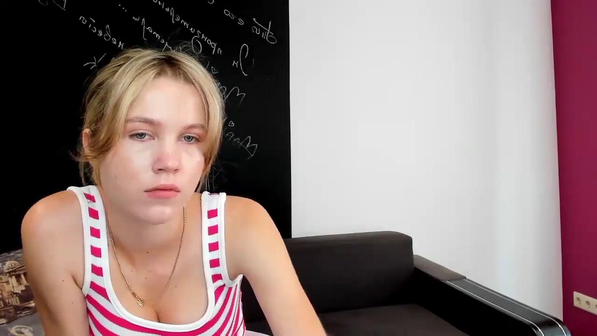 Gallery image thumbnail from Kate_Lewiss's myfreecams stream on, 09/17/2024, 07:05 image 15 of 20