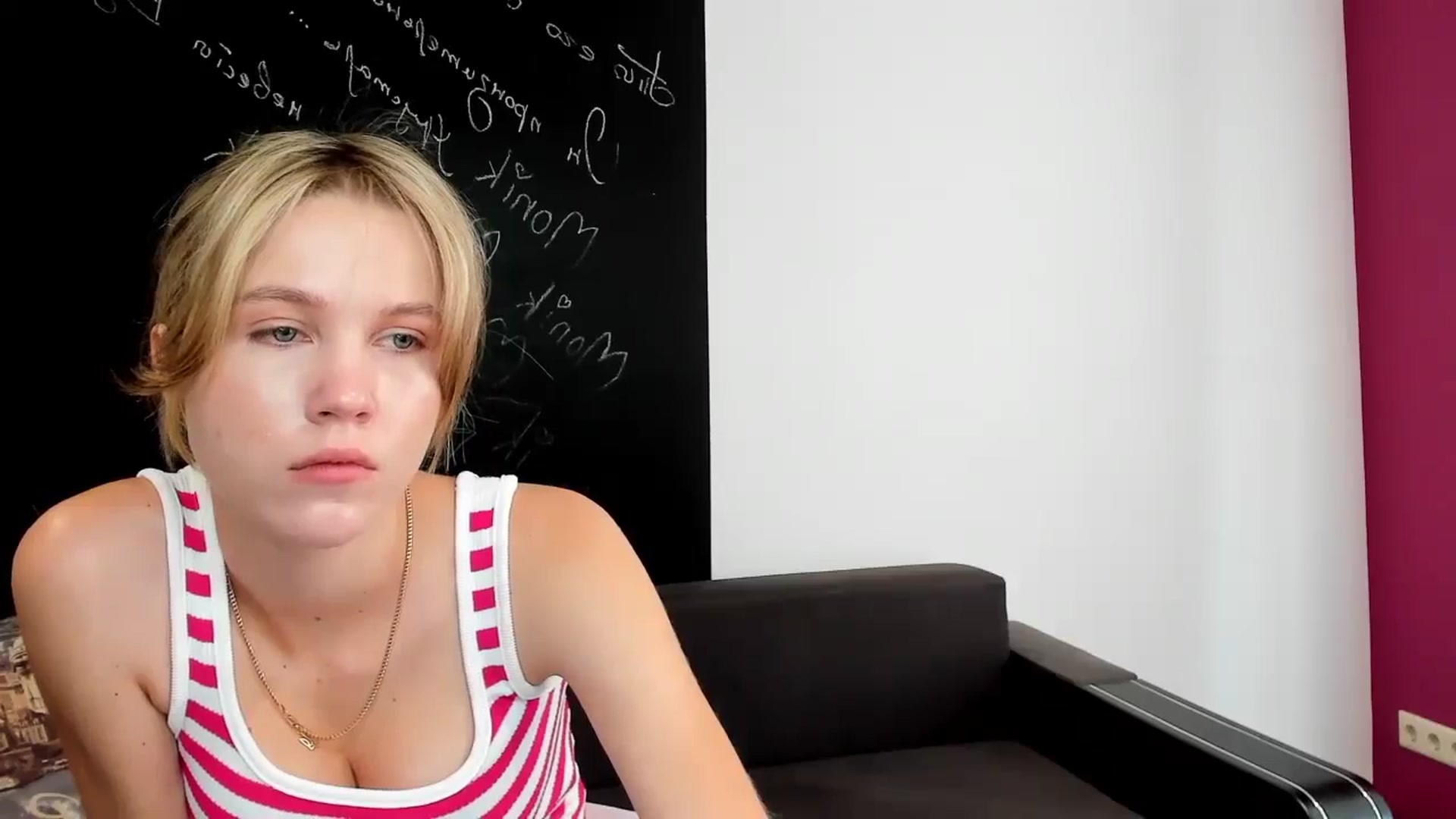 Gallery image thumbnail from Kate_Lewiss's myfreecams stream on, 09/17/2024, 07:05 image 16 of 20