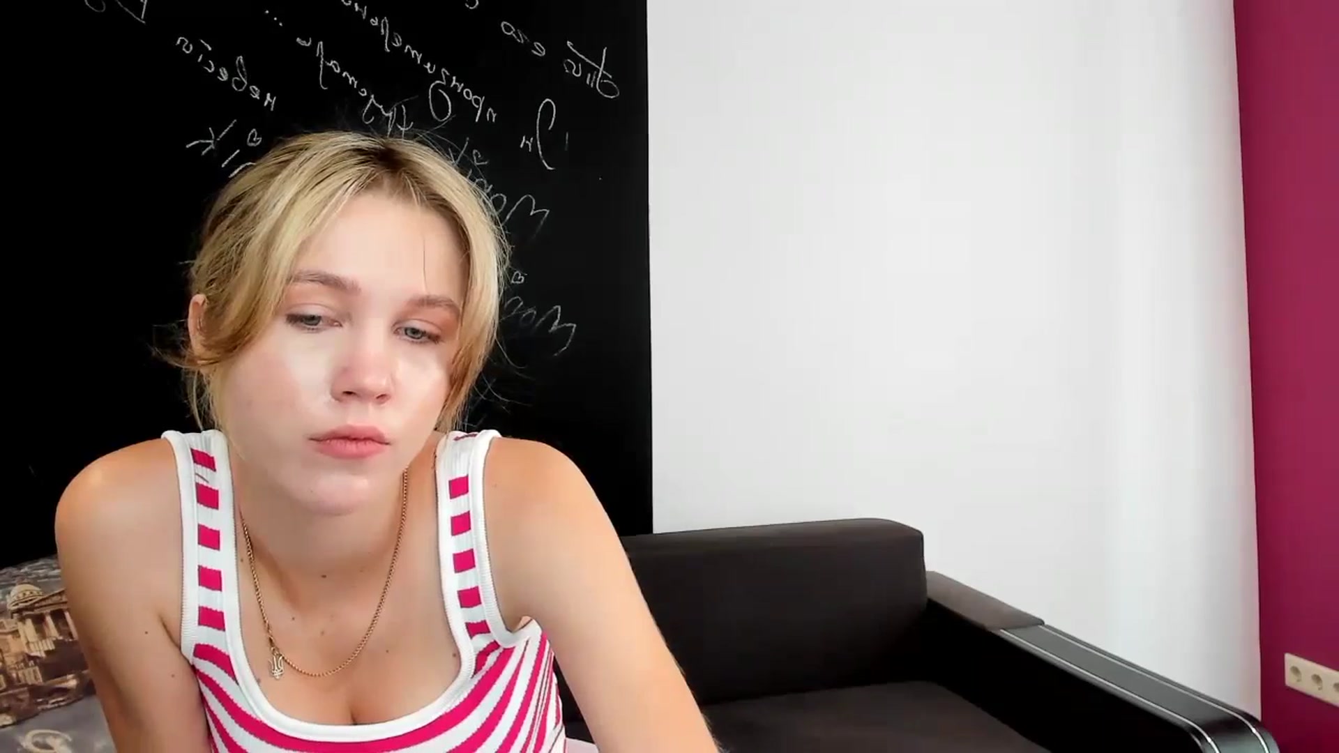 Gallery image thumbnail from Kate_Lewiss's myfreecams stream on, 09/17/2024, 07:55 image 12 of 20