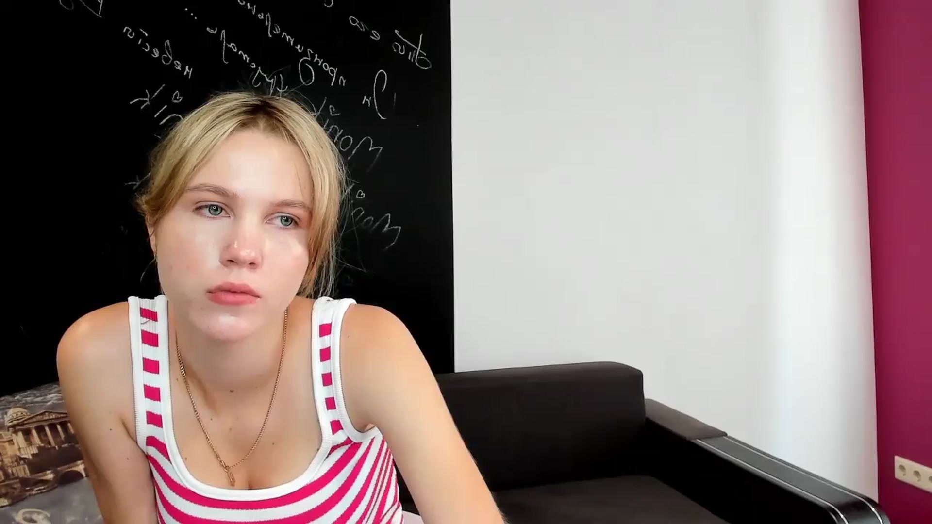 Gallery image thumbnail from Kate_Lewiss's myfreecams stream on, 09/17/2024, 08:43 image 1 of 20