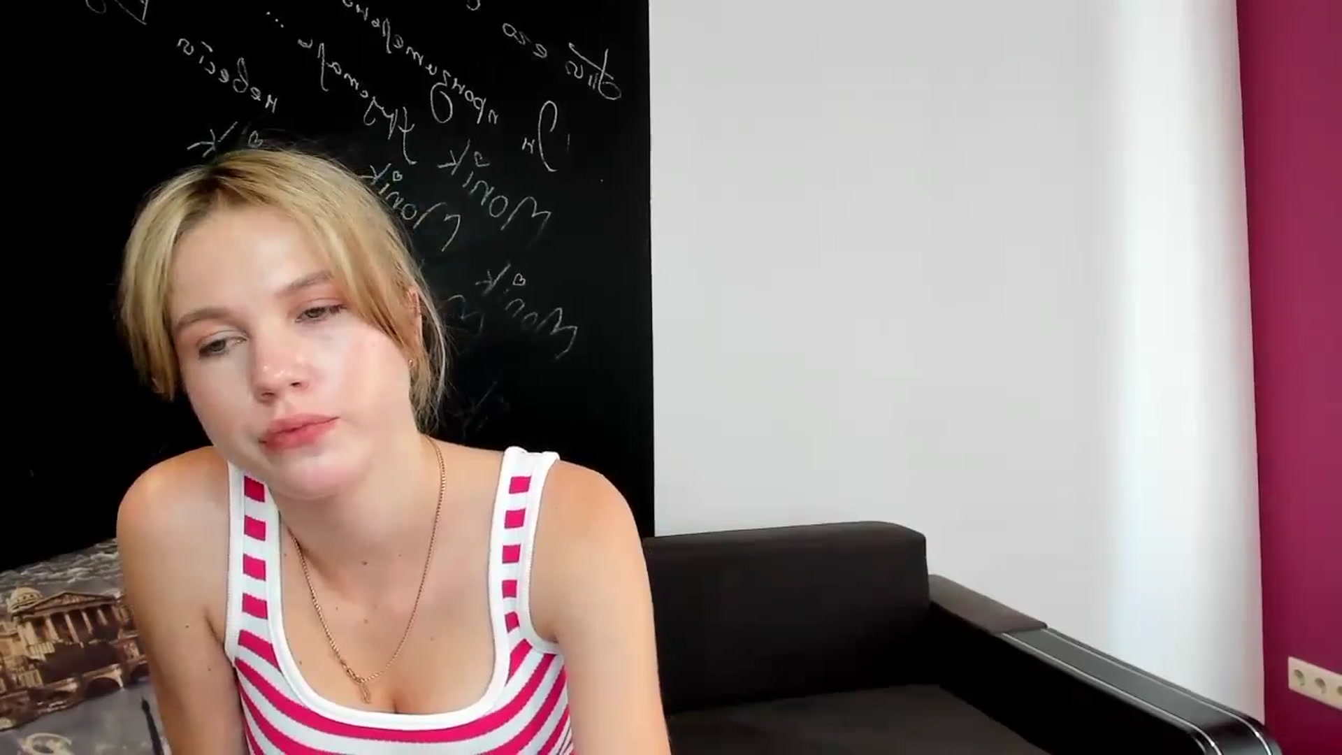 Gallery image thumbnail from Kate_Lewiss's myfreecams stream on, 09/17/2024, 08:43 image 10 of 20