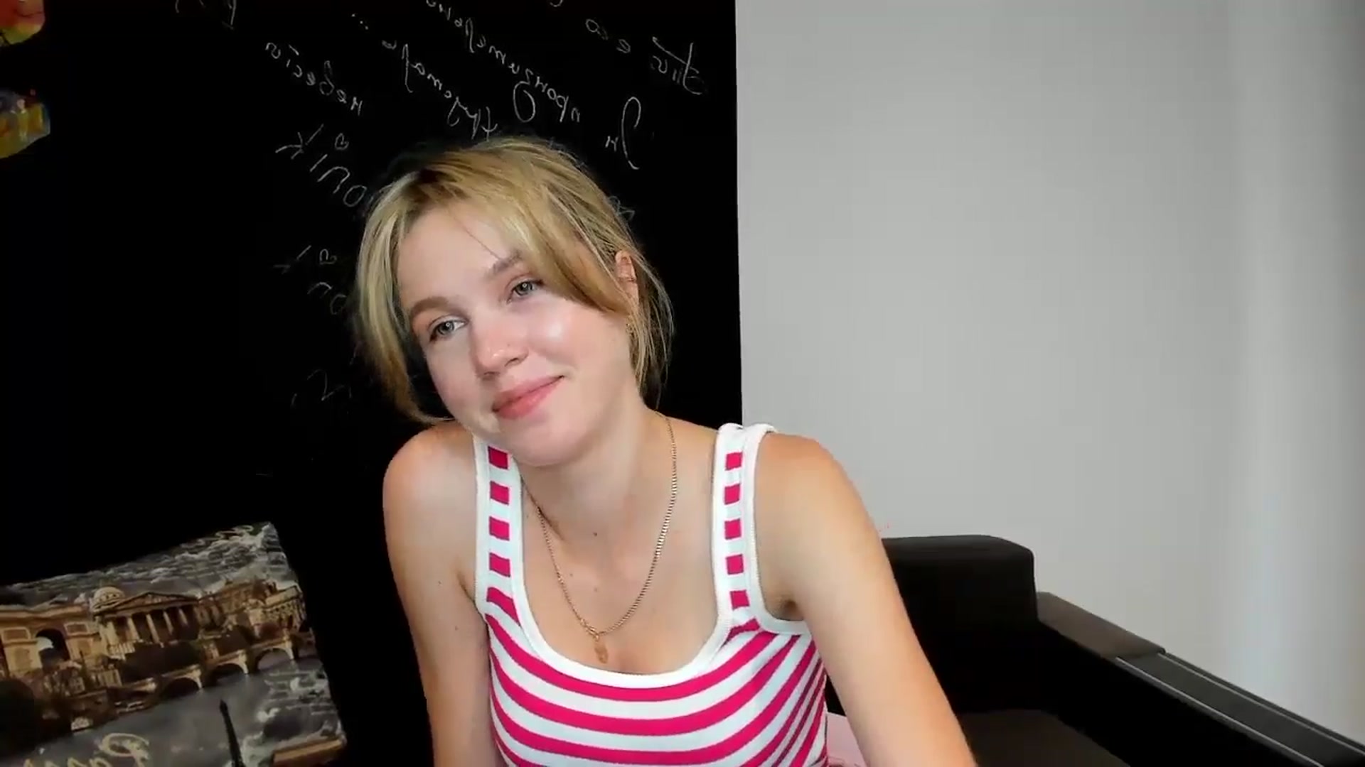 Gallery image thumbnail from Kate_Lewiss's myfreecams stream on, 09/17/2024, 10:26 image 15 of 20