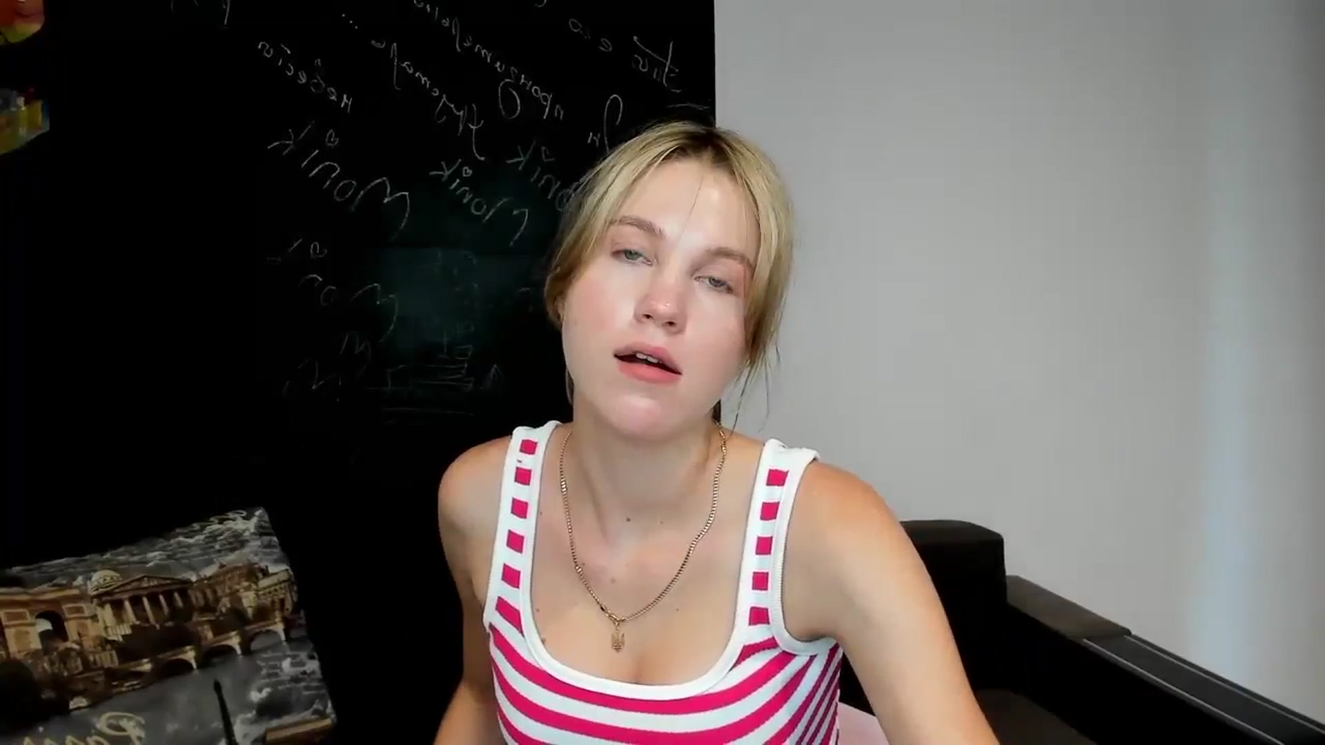 Gallery image thumbnail from Kate_Lewiss's myfreecams stream on, 09/17/2024, 10:26 image 17 of 20