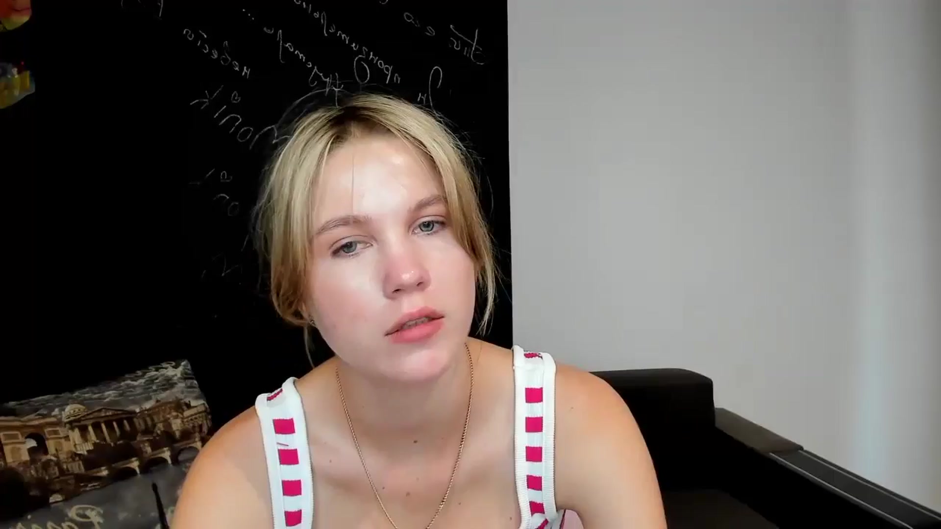 Gallery image thumbnail from Kate_Lewiss's myfreecams stream on, 09/17/2024, 10:26 image 1 of 20