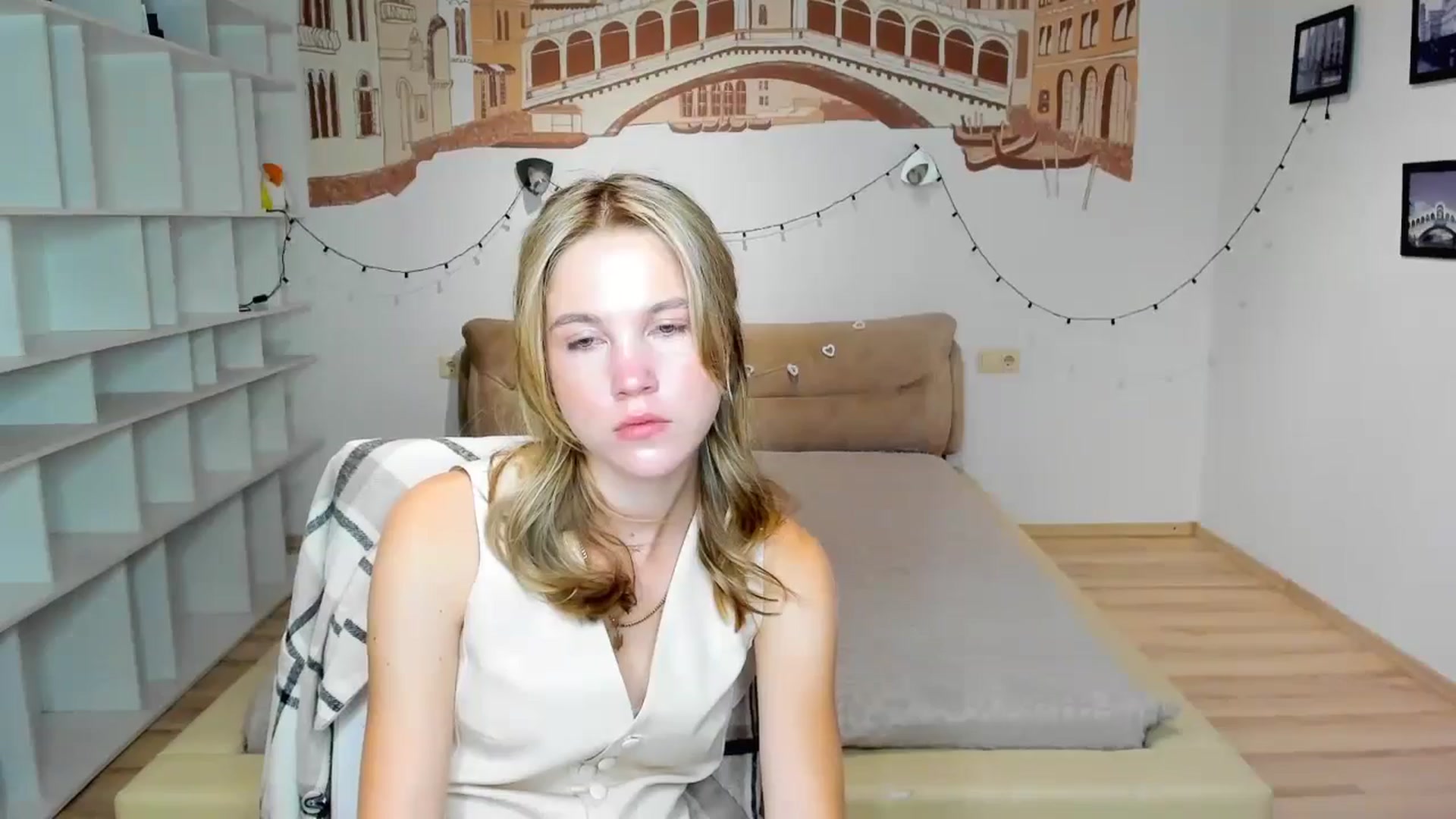 Gallery image thumbnail from Kate_Lewiss's myfreecams stream on, 09/19/2024, 06:26 image 3 of 20