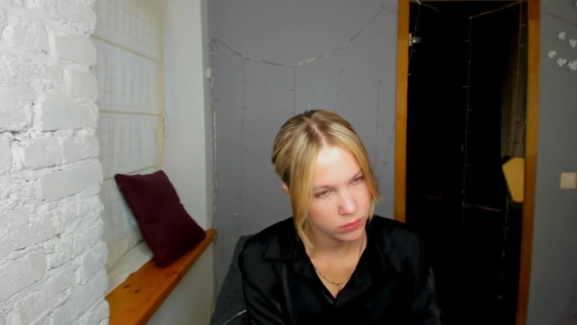 Gallery image thumbnail from Kate_Lewiss's myfreecams stream on, 09/22/2024, 08:26 image 13 of 20