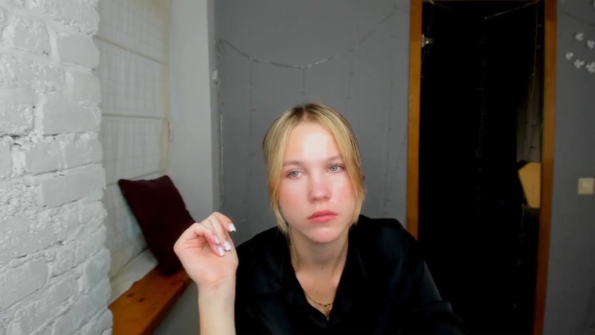 Gallery image thumbnail from Kate_Lewiss's myfreecams stream on, 09/22/2024, 08:26 image 4 of 20