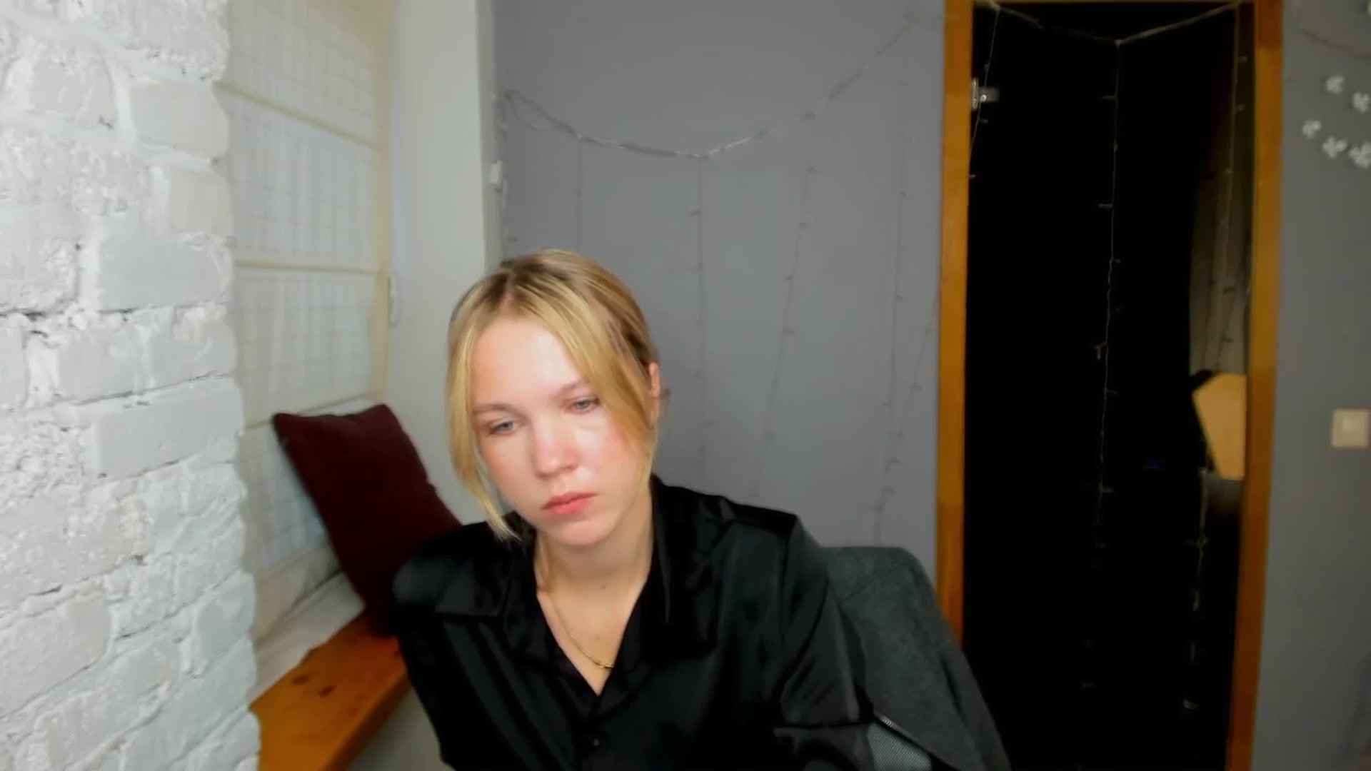 Gallery image thumbnail from Kate_Lewiss's myfreecams stream on, 09/22/2024, 08:26 image 2 of 20