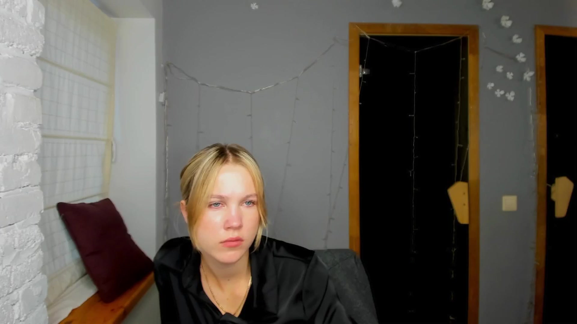 Gallery image thumbnail from Kate_Lewiss's myfreecams stream on, 09/22/2024, 09:58 image 12 of 20