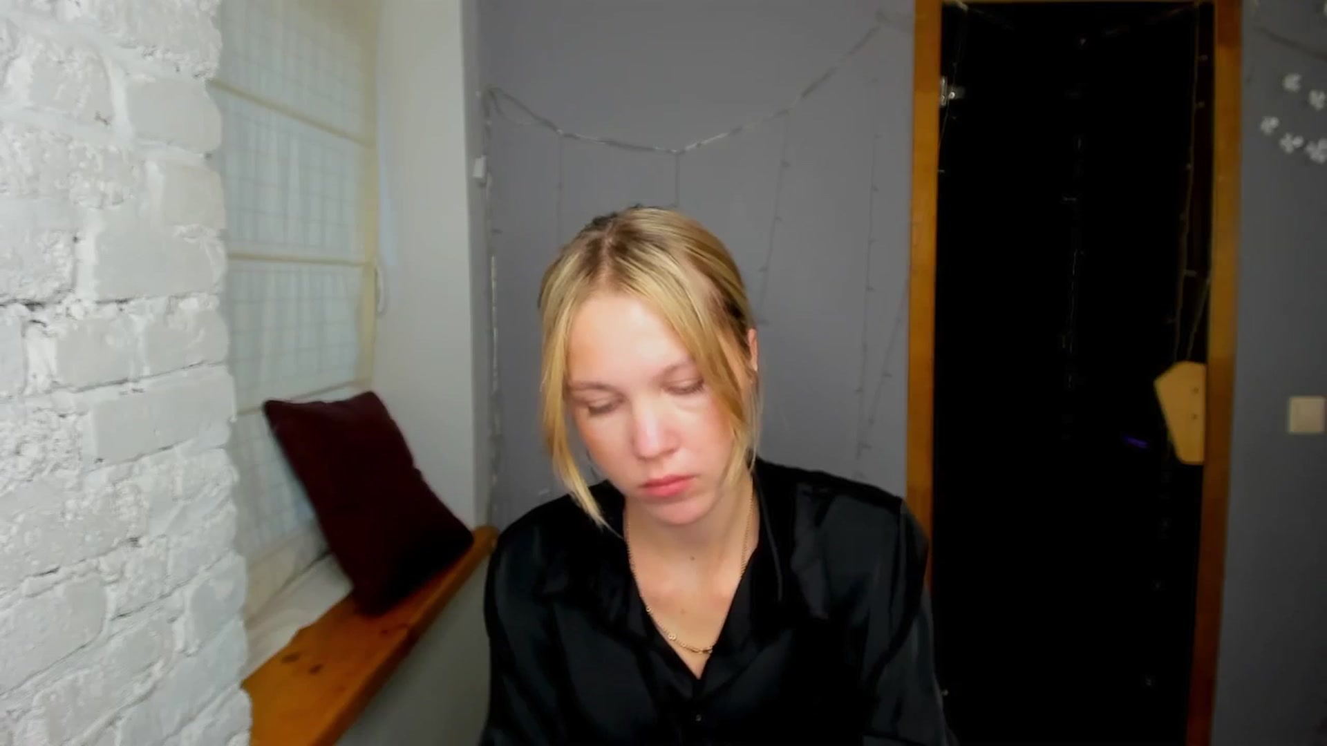 Gallery image thumbnail from Kate_Lewiss's myfreecams stream on, 09/22/2024, 09:58 image 6 of 20