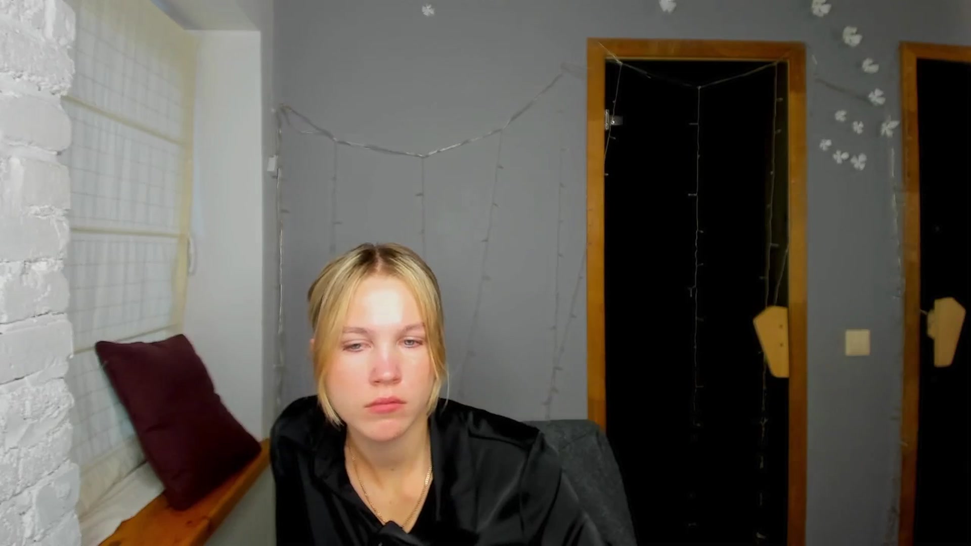 Gallery image thumbnail from Kate_Lewiss's myfreecams stream on, 09/22/2024, 09:58 image 11 of 20