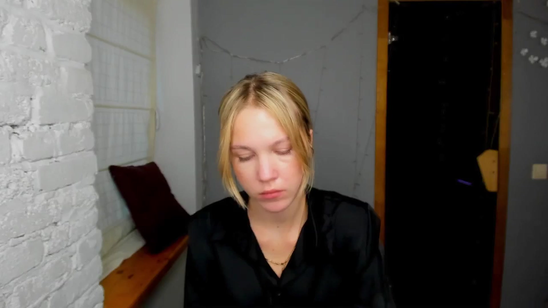 Gallery image thumbnail from Kate_Lewiss's myfreecams stream on, 09/22/2024, 09:58 image 3 of 20