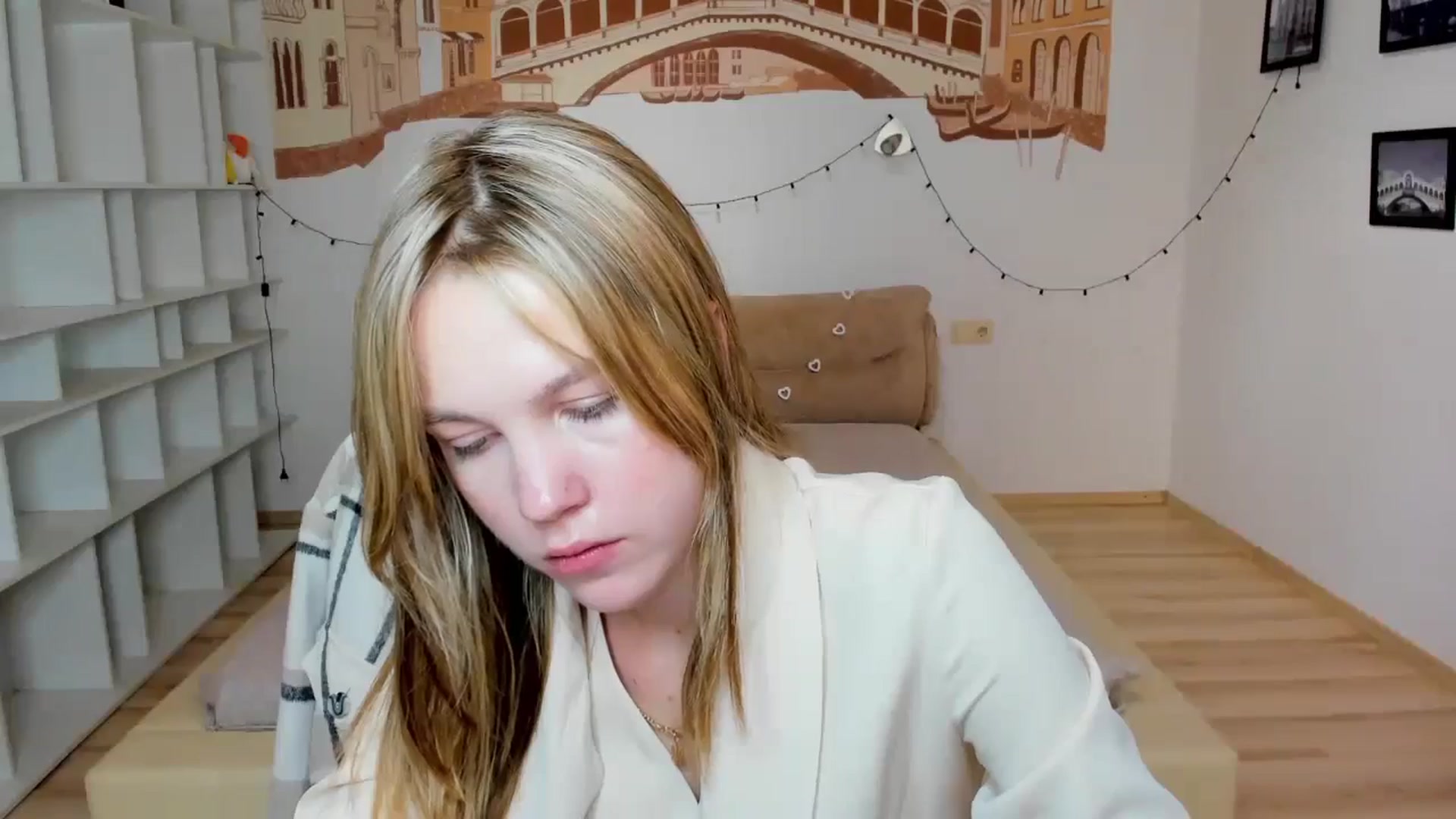 Gallery image thumbnail from Kate_Lewiss's myfreecams stream on, 09/23/2024, 08:41 image 19 of 20