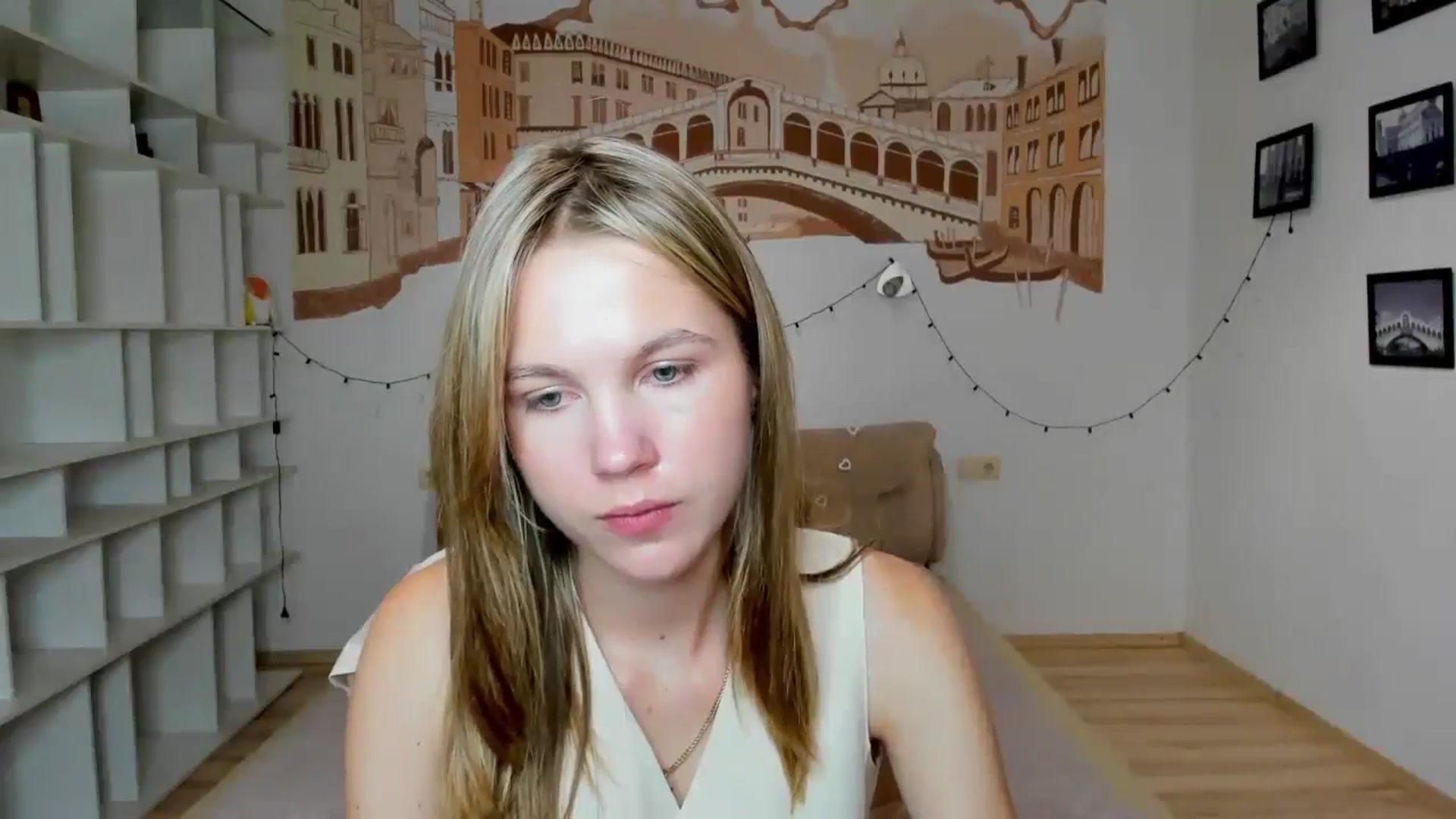 Gallery image thumbnail from Kate_Lewiss's myfreecams stream on, 09/23/2024, 11:03 image 2 of 20