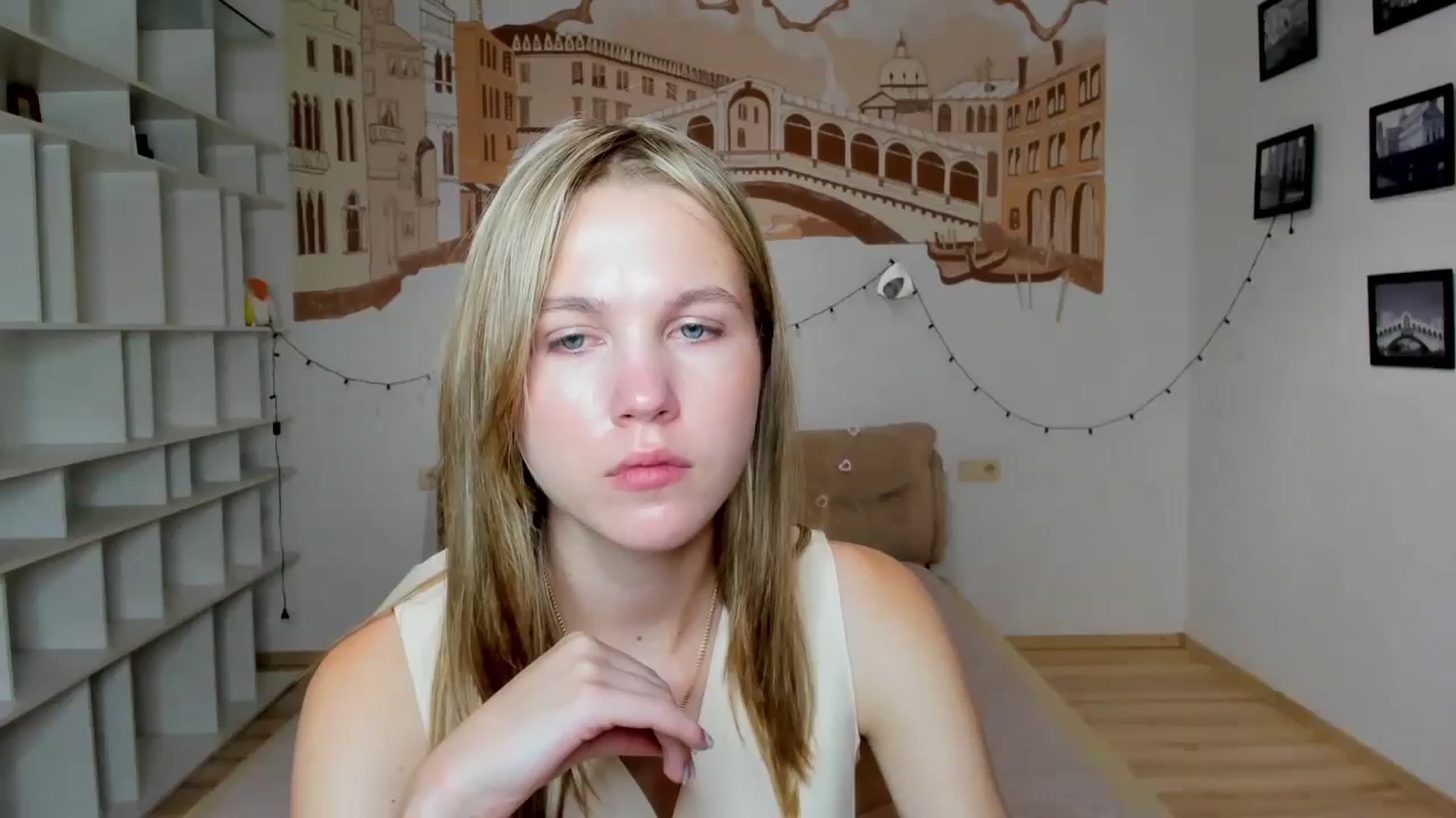 Gallery image thumbnail from Kate_Lewiss's myfreecams stream on, 09/23/2024, 11:03 image 1 of 20