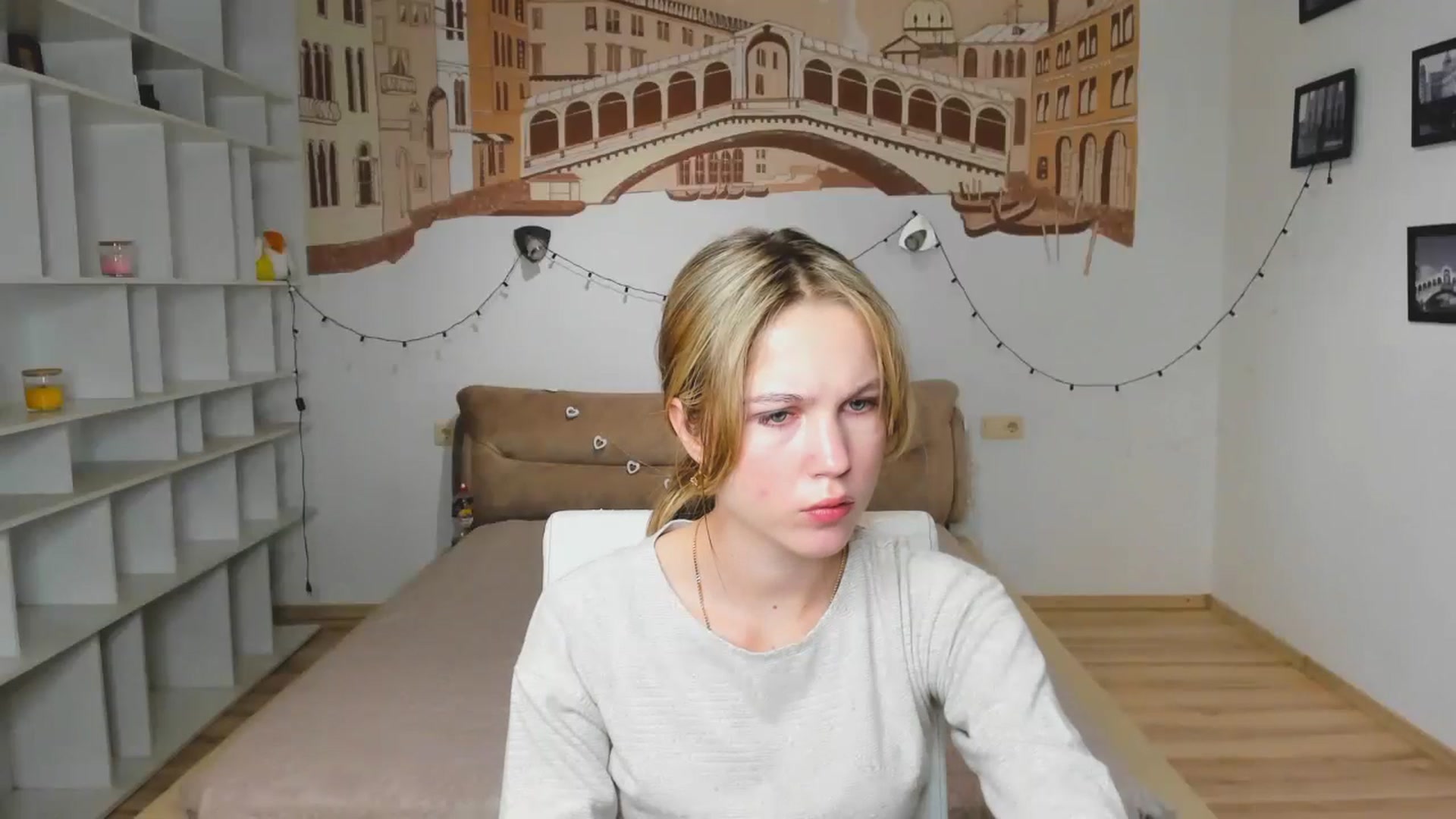 Gallery image thumbnail from Kate_Lewiss's myfreecams stream on, 09/24/2024, 07:42 image 4 of 20
