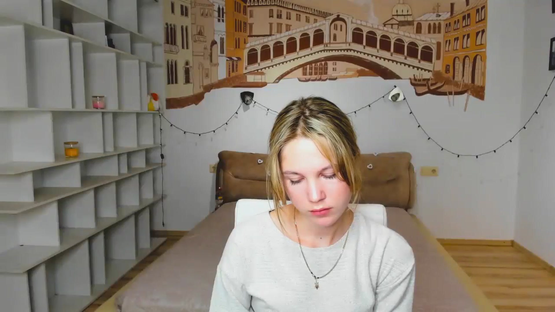 Gallery image thumbnail from Kate_Lewiss's myfreecams stream on, 09/24/2024, 10:57 image 16 of 20