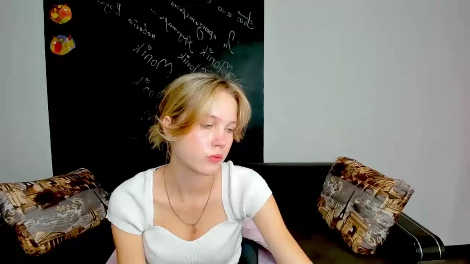 Gallery image thumbnail from Kate_Lewiss's myfreecams stream on, 09/25/2024, 06:16 image 18 of 20