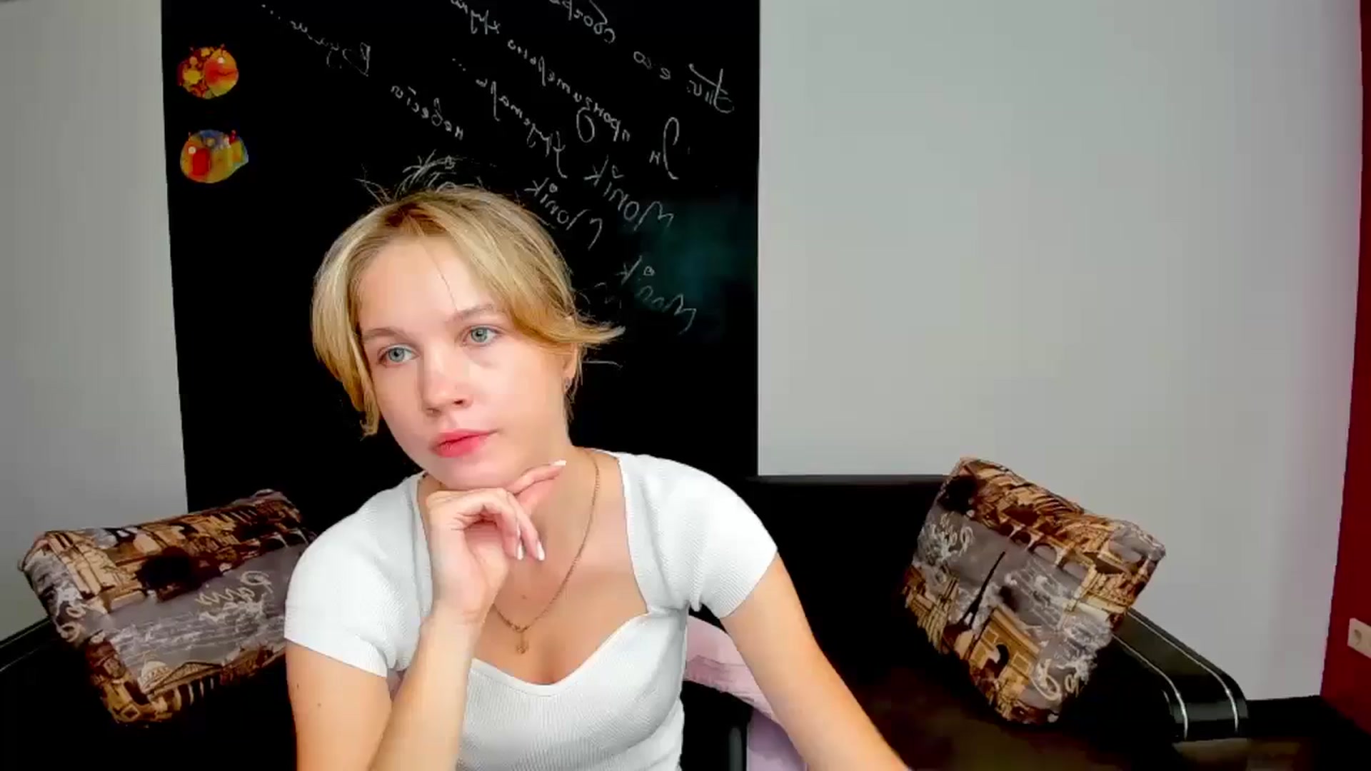Gallery image thumbnail from Kate_Lewiss's myfreecams stream on, 09/25/2024, 06:16 image 5 of 20