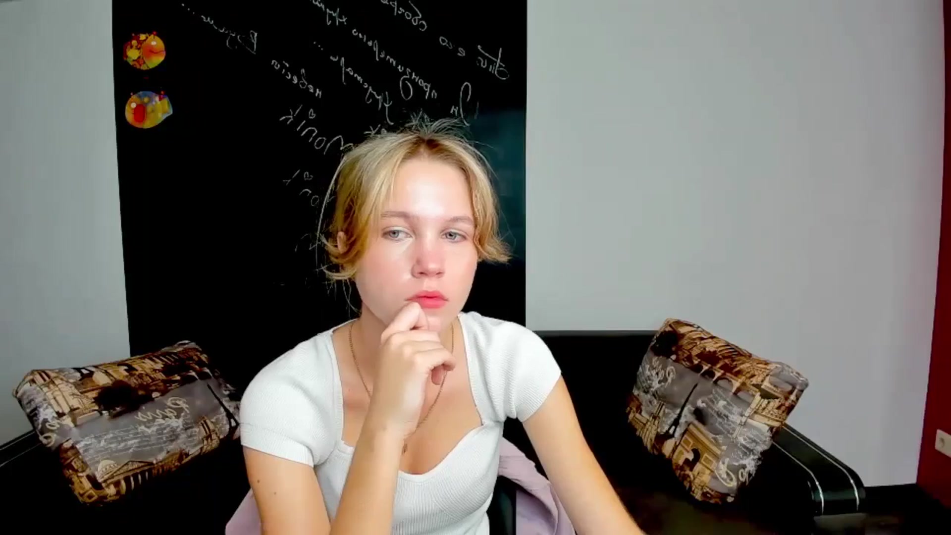 Gallery image thumbnail from Kate_Lewiss's myfreecams stream on, 09/25/2024, 06:16 image 7 of 20