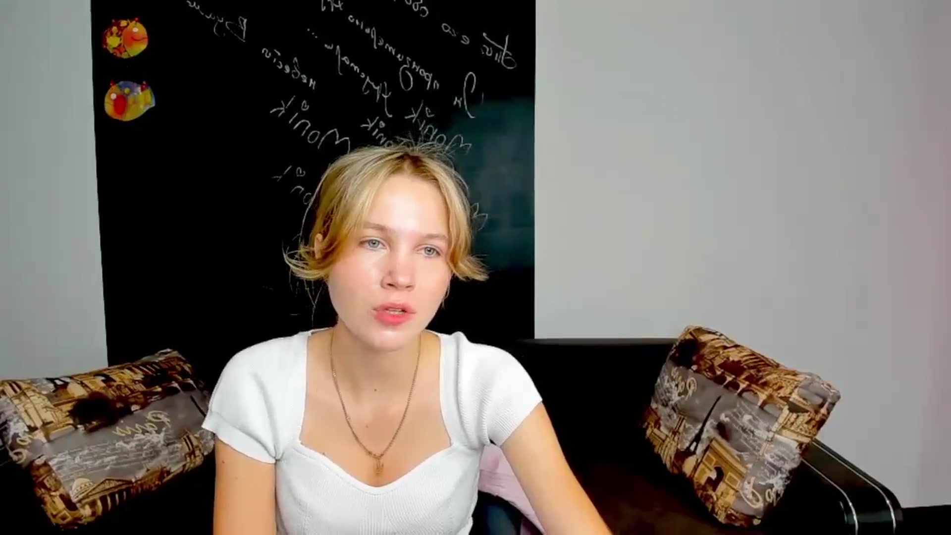 Gallery image thumbnail from Kate_Lewiss's myfreecams stream on, 09/25/2024, 07:36 image 5 of 20