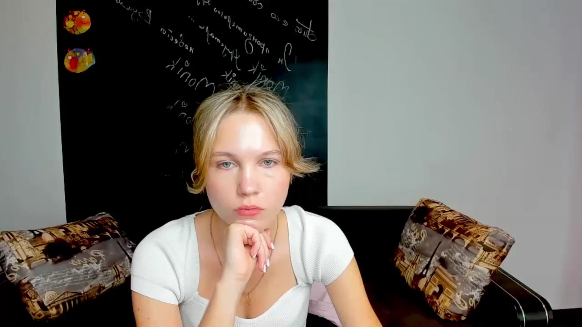 Gallery image thumbnail from Kate_Lewiss's myfreecams stream on, 09/25/2024, 08:20 image 4 of 20