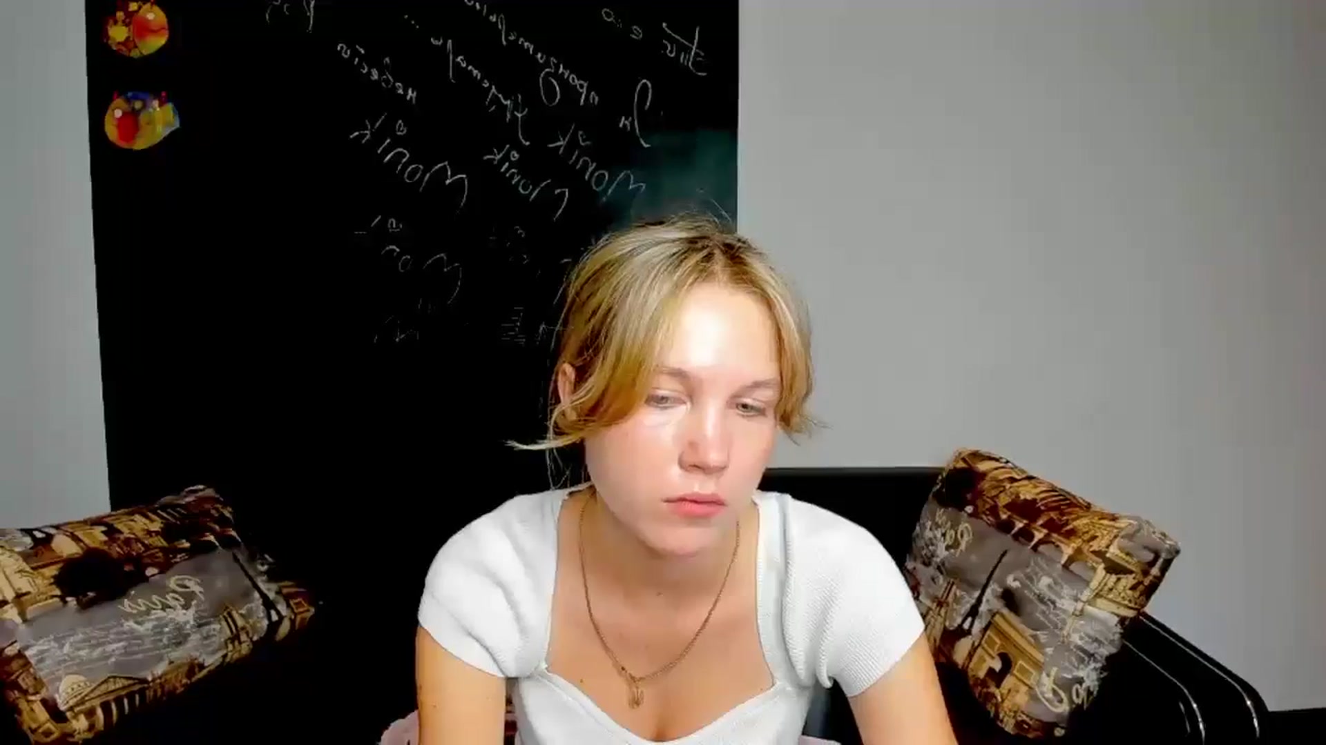 Gallery image thumbnail from Kate_Lewiss's myfreecams stream on, 09/25/2024, 11:04 image 17 of 20