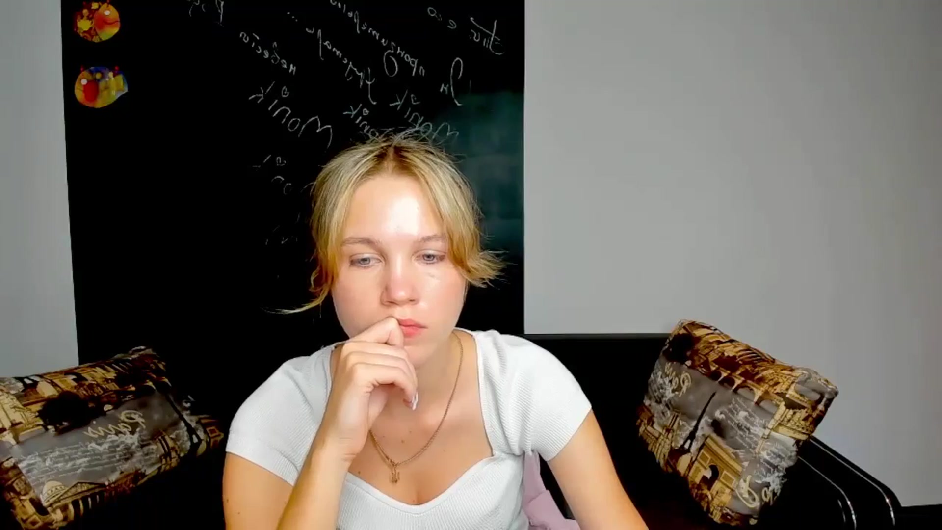 Gallery image thumbnail from Kate_Lewiss's myfreecams stream on, 09/25/2024, 11:04 image 16 of 20