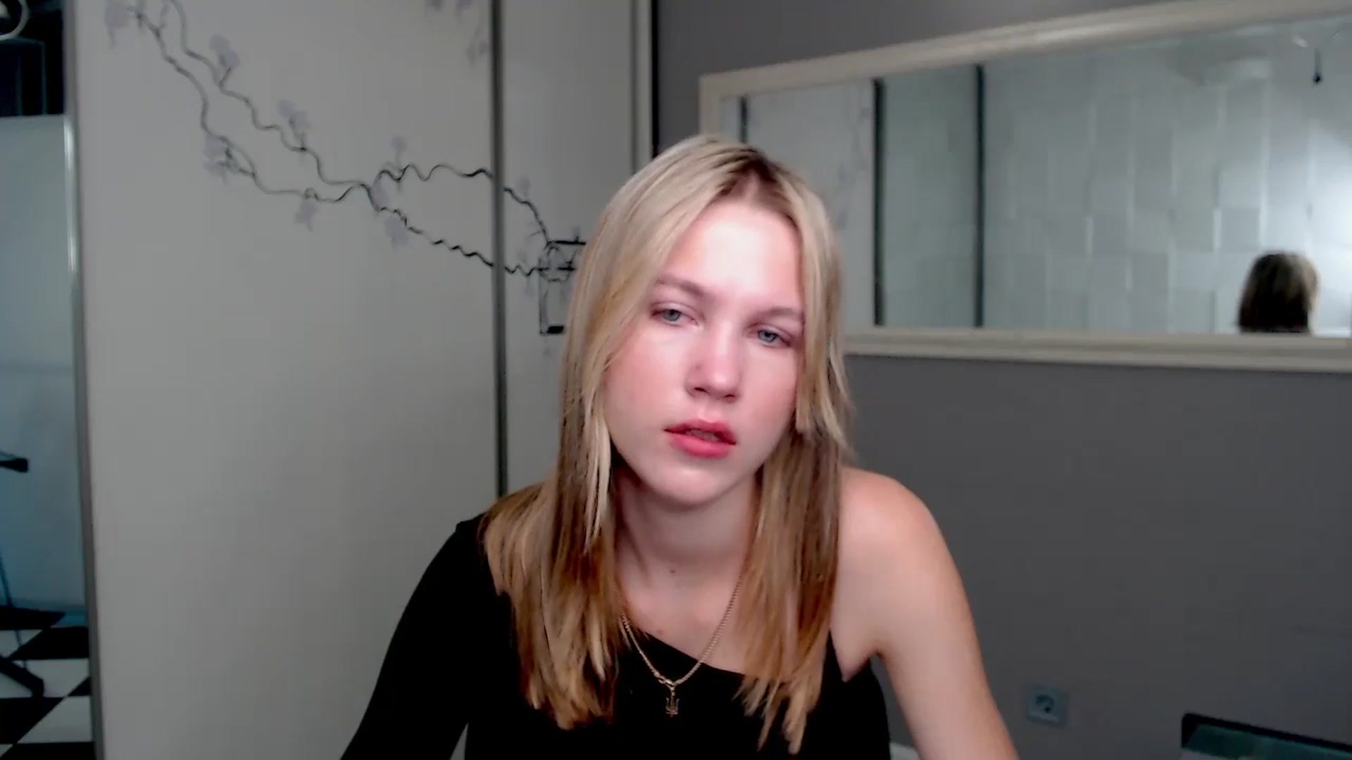Gallery image thumbnail from Kate_Lewiss's myfreecams stream on, 09/26/2024, 06:08 image 8 of 20