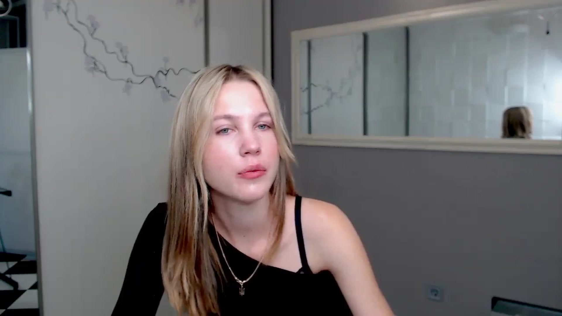 Gallery image thumbnail from Kate_Lewiss's myfreecams stream on, 09/26/2024, 06:08 image 17 of 20