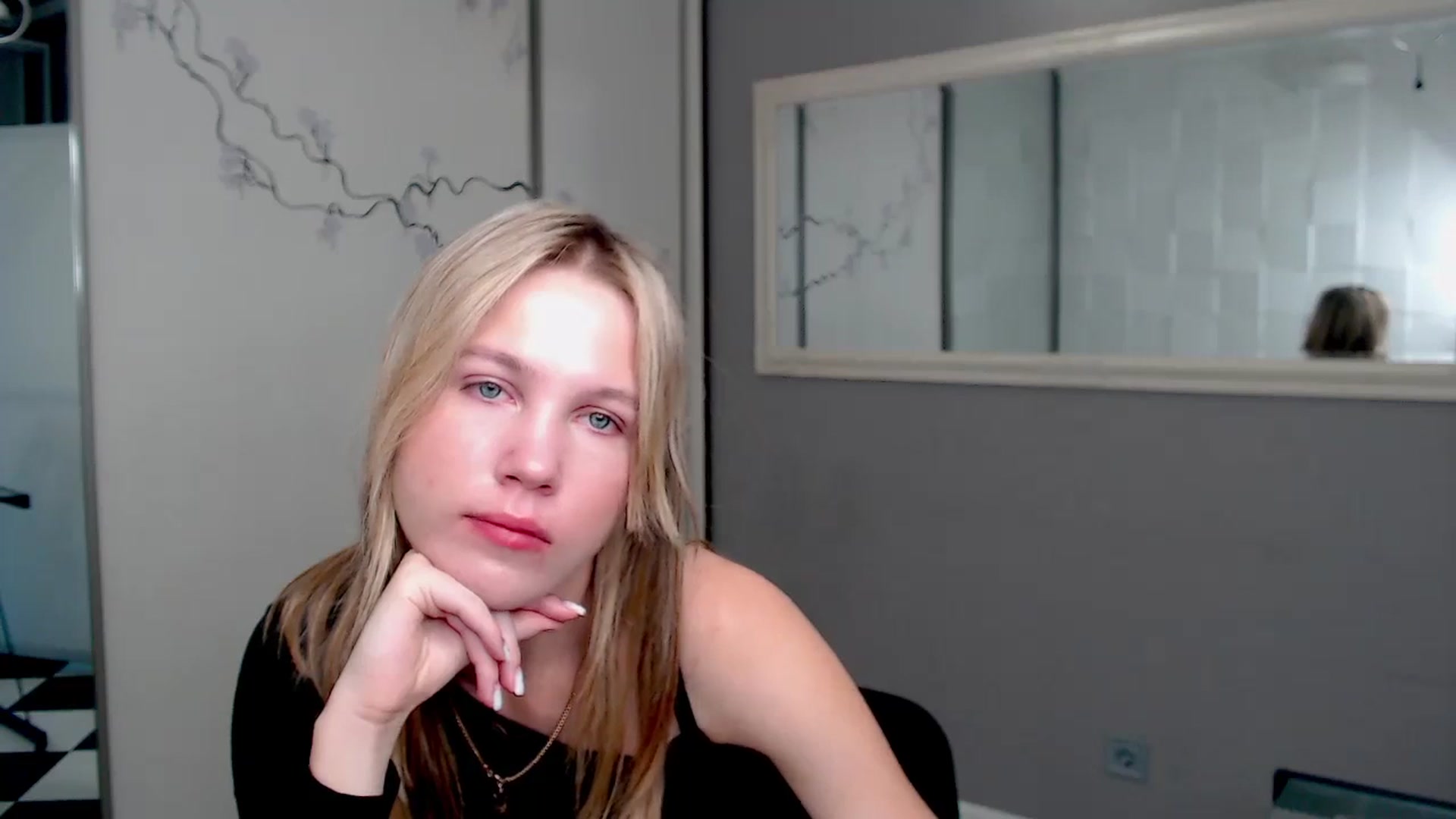 Gallery image thumbnail from Kate_Lewiss's myfreecams stream on, 09/26/2024, 06:08 image 9 of 20