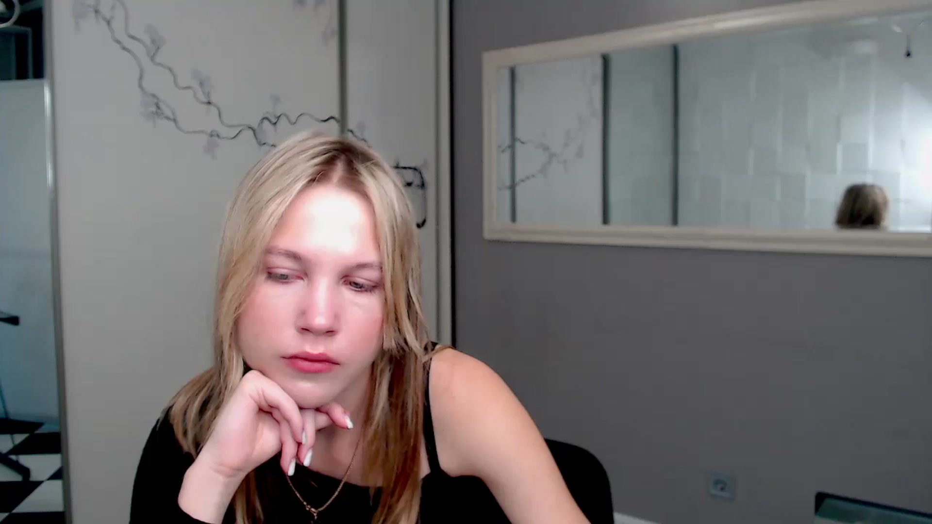 Gallery image thumbnail from Kate_Lewiss's myfreecams stream on, 09/26/2024, 06:08 image 10 of 20