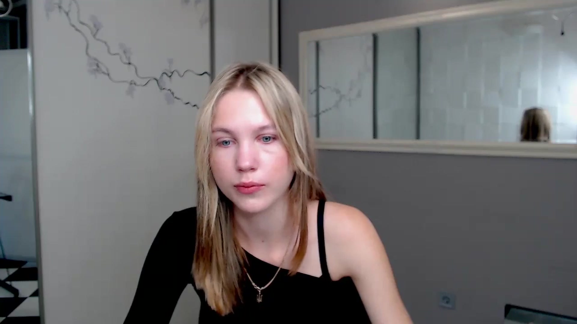Gallery image thumbnail from Kate_Lewiss's myfreecams stream on, 09/26/2024, 06:08 image 18 of 20
