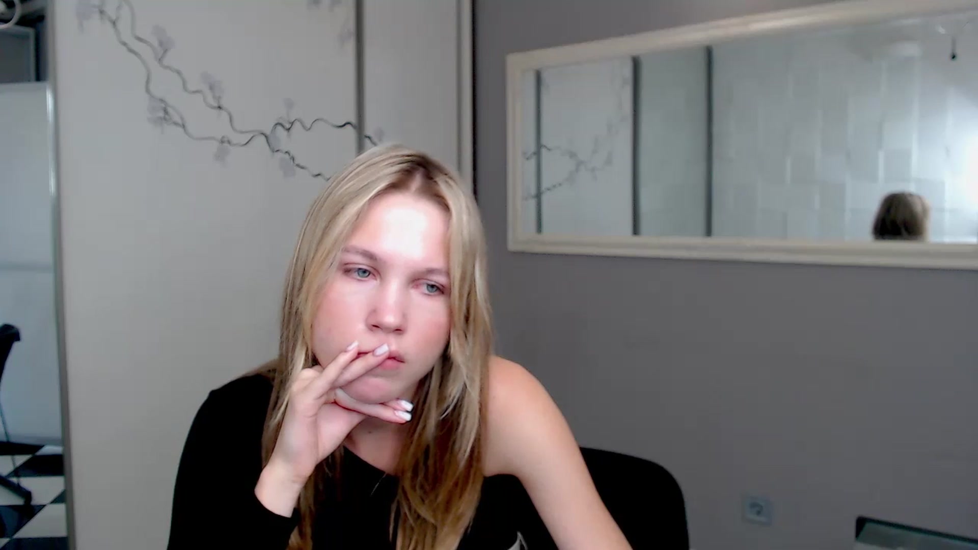 Gallery image thumbnail from Kate_Lewiss's myfreecams stream on, 09/26/2024, 08:42 image 15 of 20