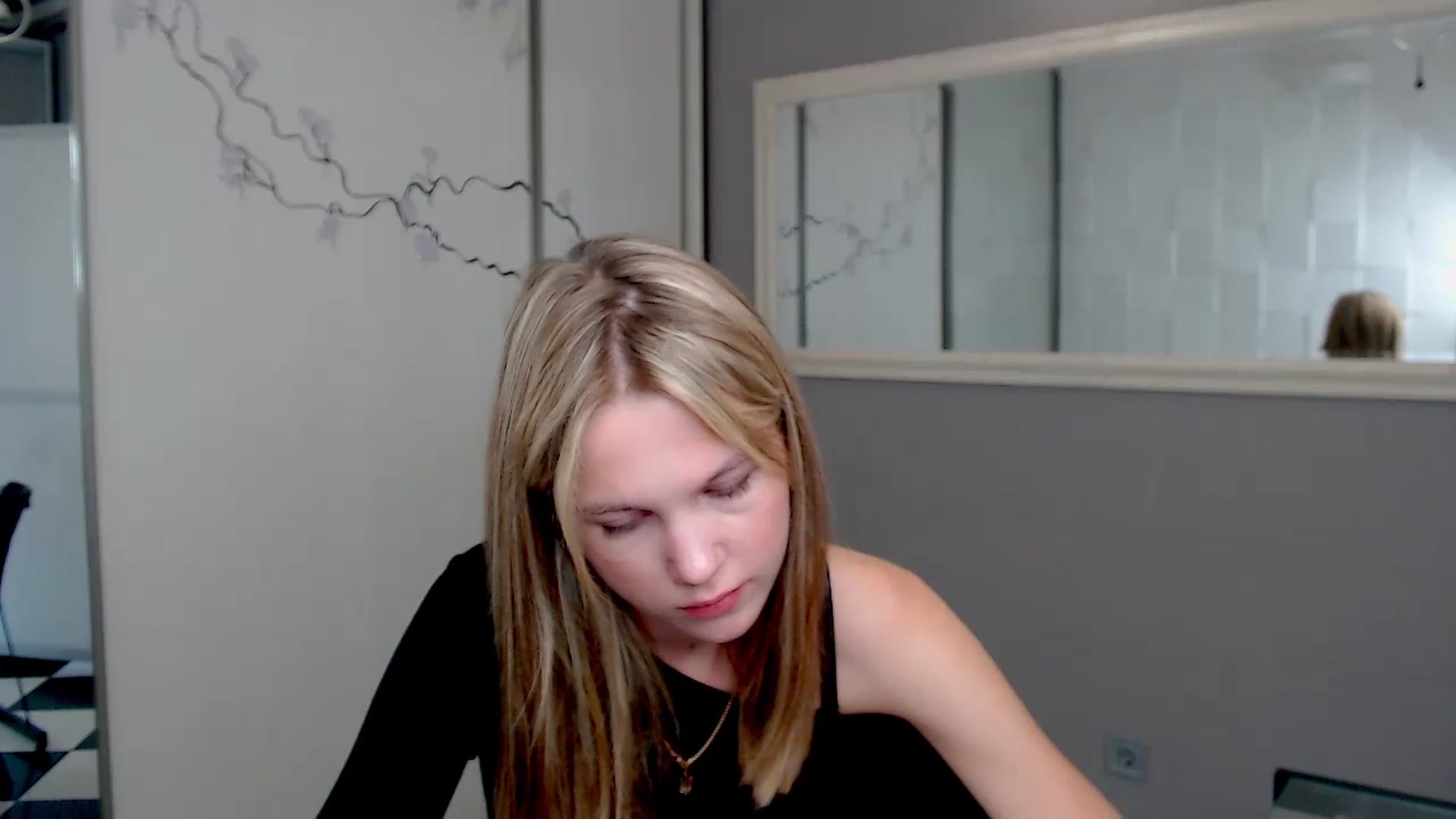 Gallery image thumbnail from Kate_Lewiss's myfreecams stream on, 09/26/2024, 09:29 image 8 of 20
