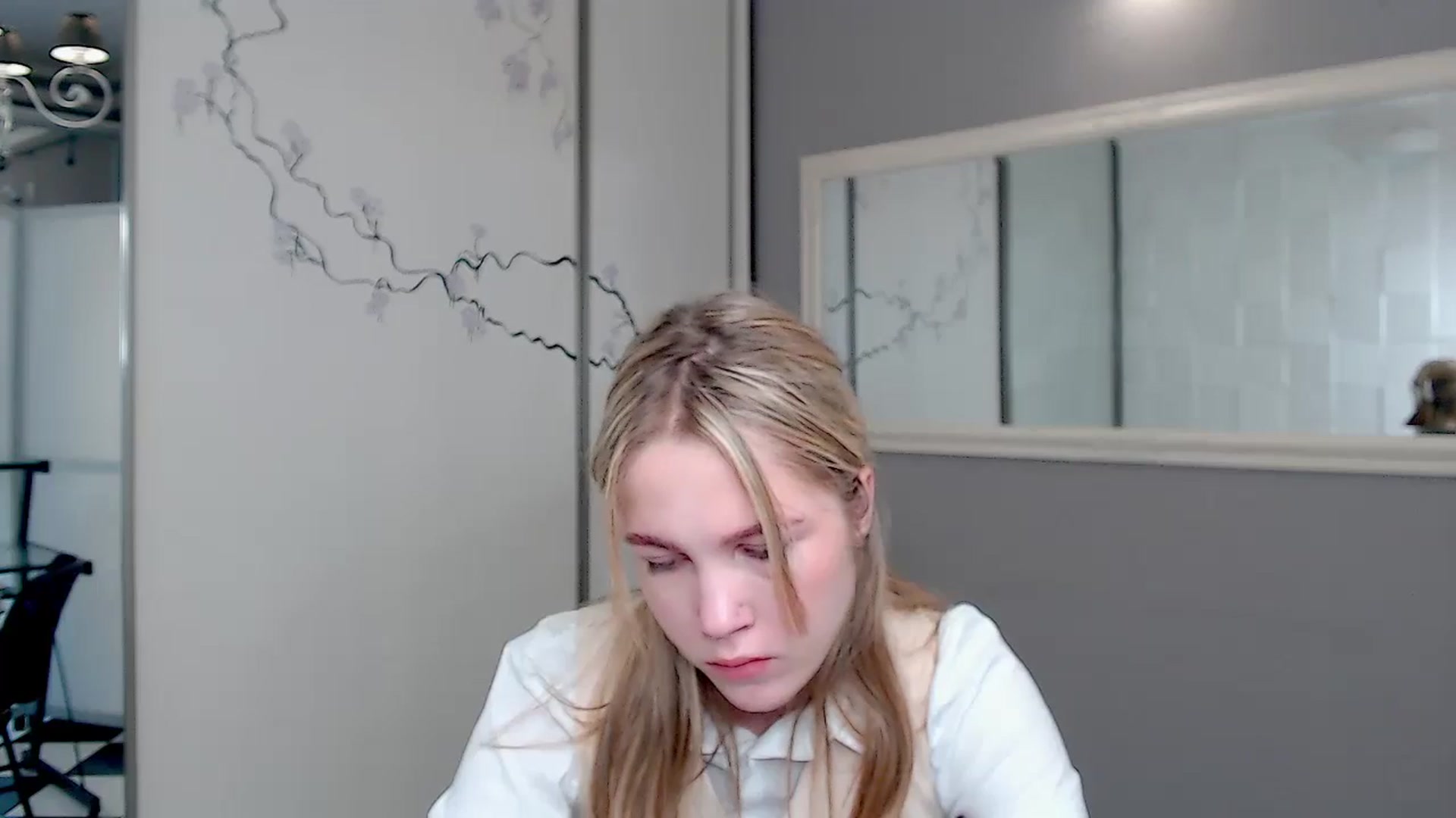 Gallery image thumbnail from Kate_Lewiss's myfreecams stream on, 09/27/2024, 07:26 image 9 of 20