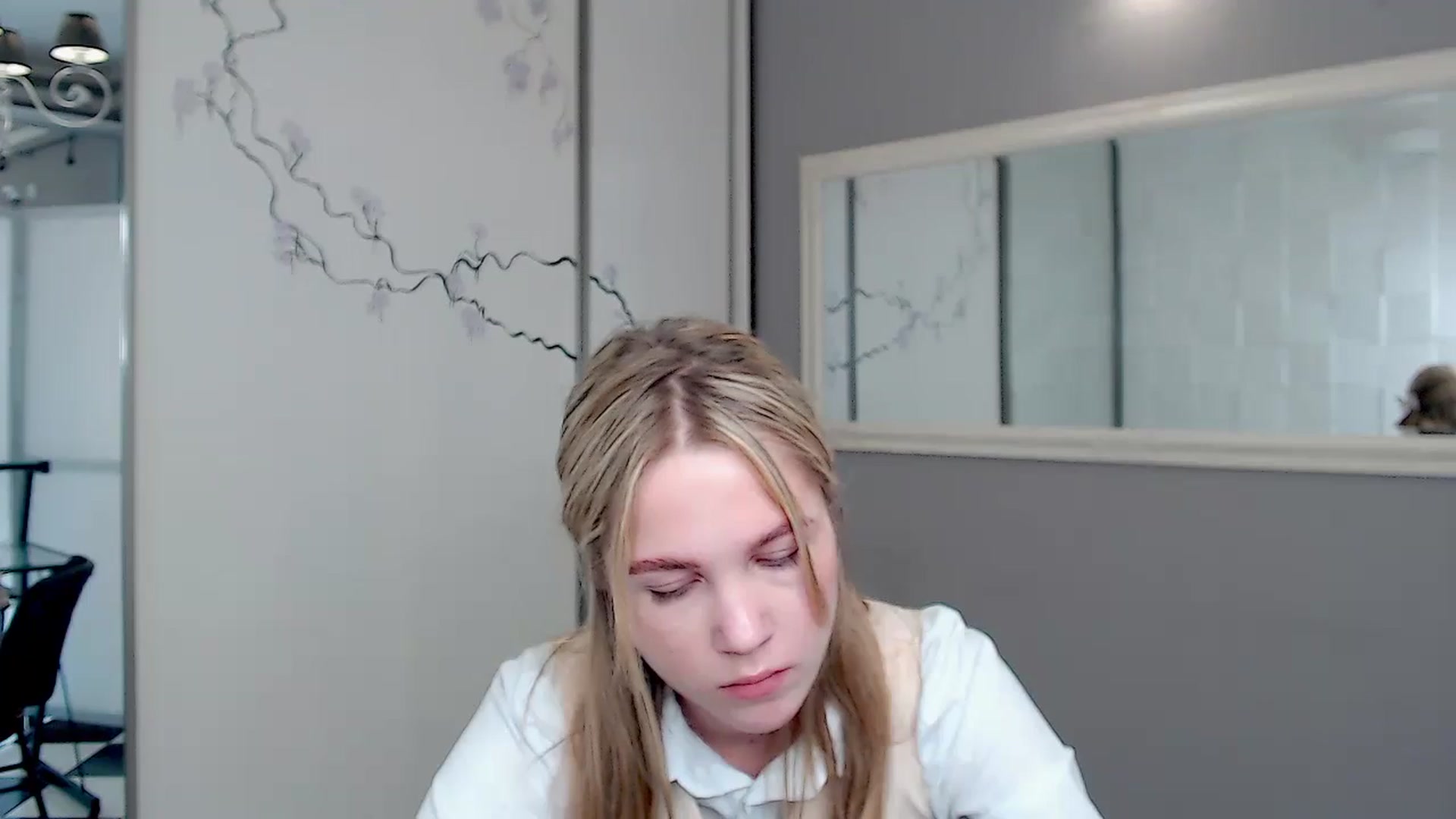 Gallery image thumbnail from Kate_Lewiss's myfreecams stream on, 09/27/2024, 08:18 image 4 of 20