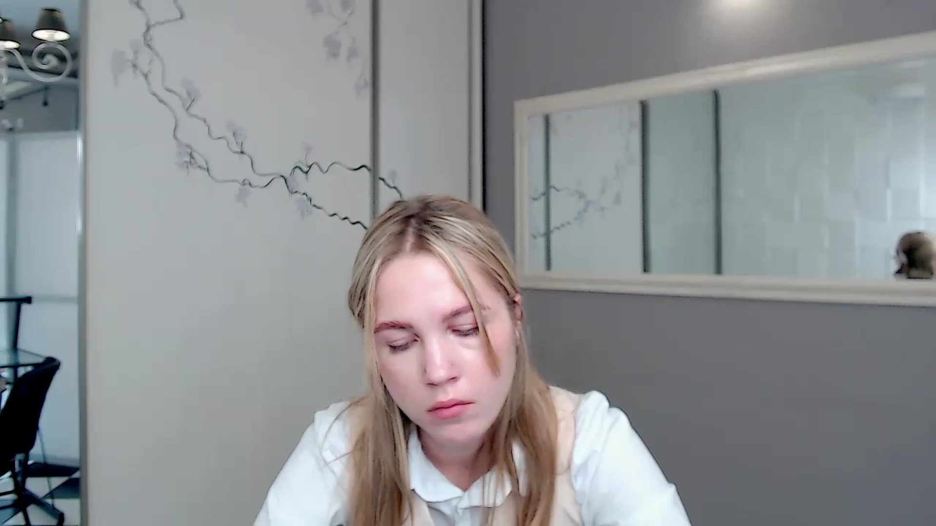 Gallery image thumbnail from Kate_Lewiss's myfreecams stream on, 09/27/2024, 08:18 image 3 of 20