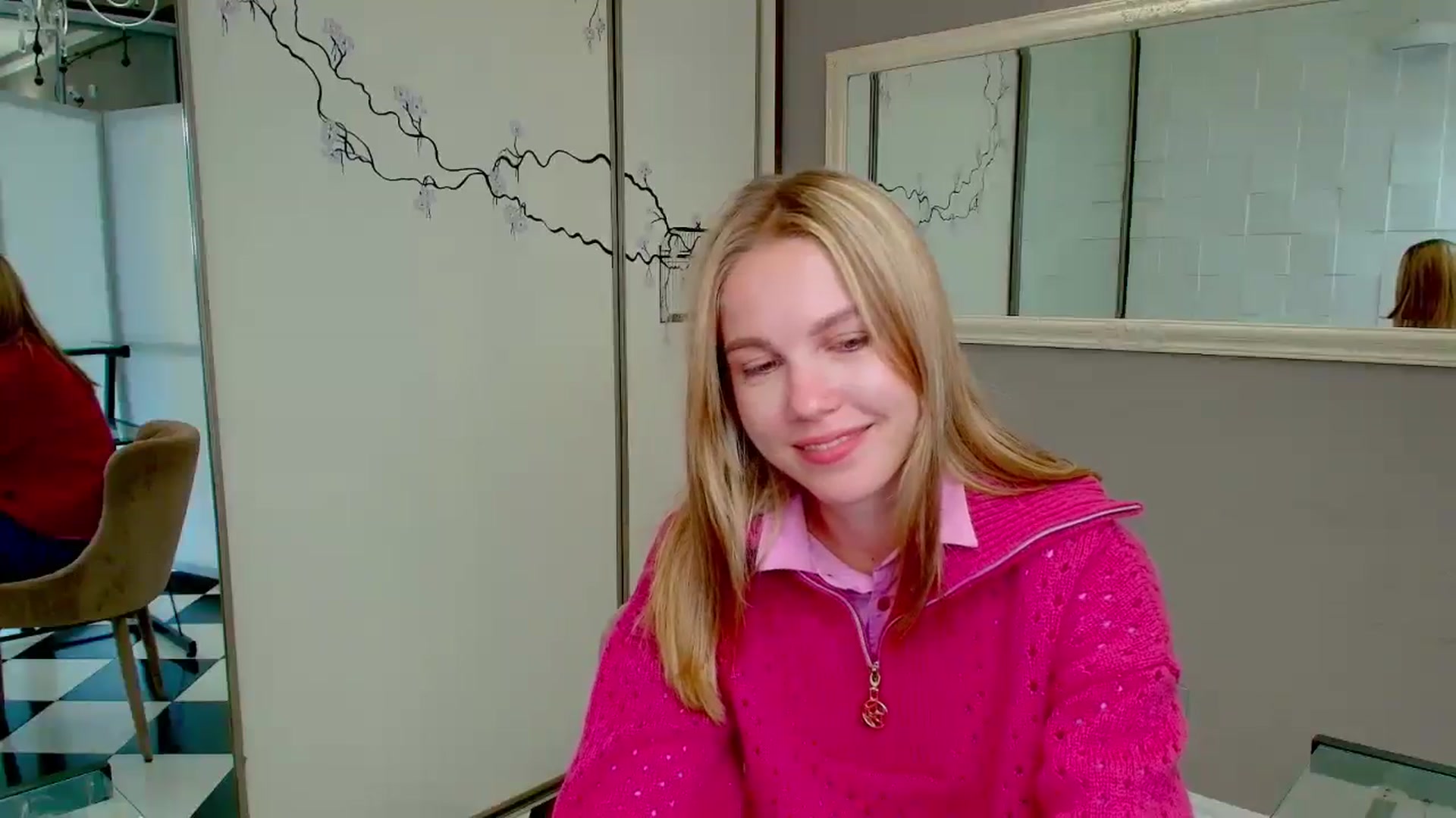 Gallery image thumbnail from Kate_Lewiss's myfreecams stream on, 10/15/2024, 08:15 image 5 of 20